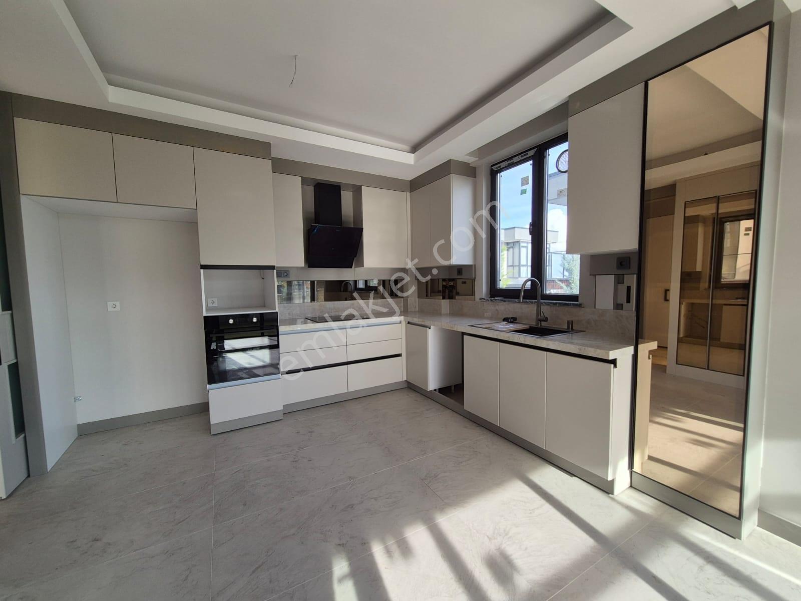 Biens'ten Bağlıca'da Anahtar Teslim Satılık Lüks 4+1 Villa — fotoğraf 24