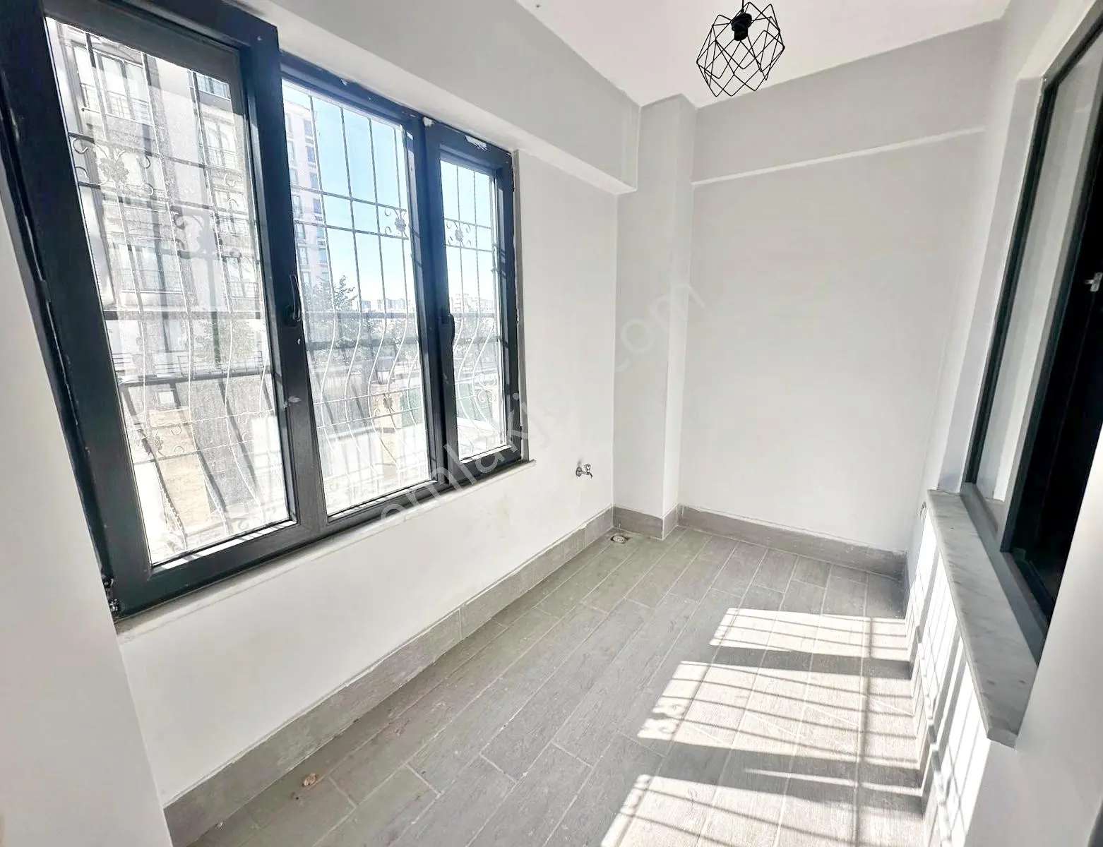 Alpaslan1'de Çift Balkon Üç Cepheli Masrafsz Ultra Lüx 3+1 Daire — fotoğraf 5