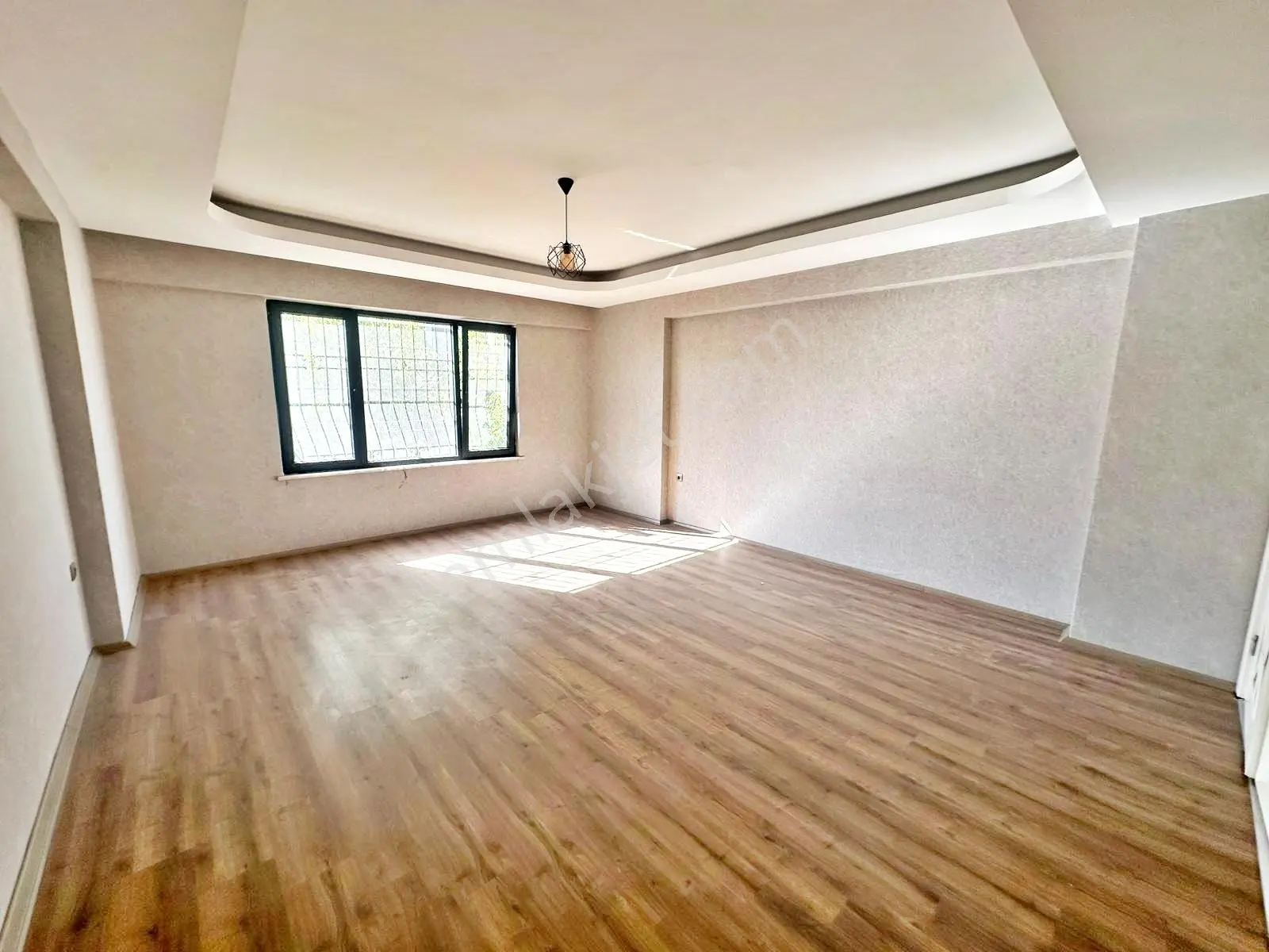 Alpaslan1'de Çift Balkon Üç Cepheli Masrafsz Ultra Lüx 3+1 Daire — fotoğraf 12
