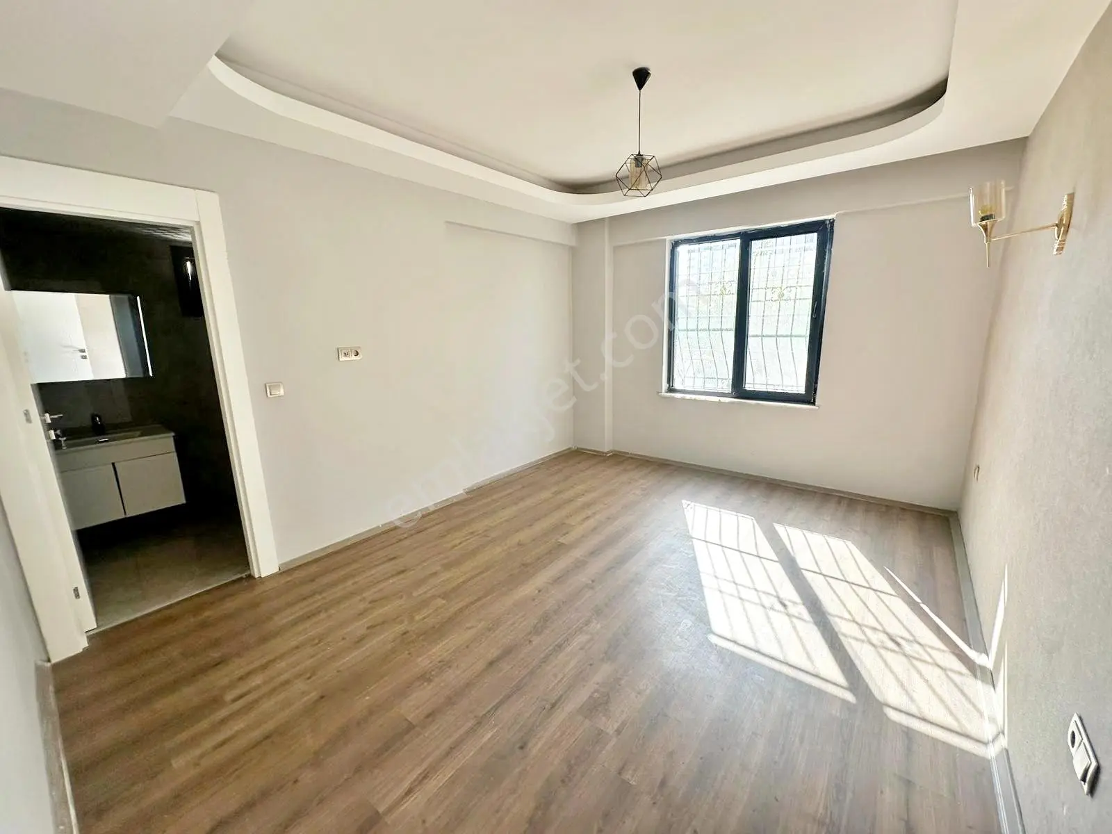 Alpaslan1'de Çift Balkon Üç Cepheli Masrafsz Ultra Lüx 3+1 Daire — fotoğraf 21