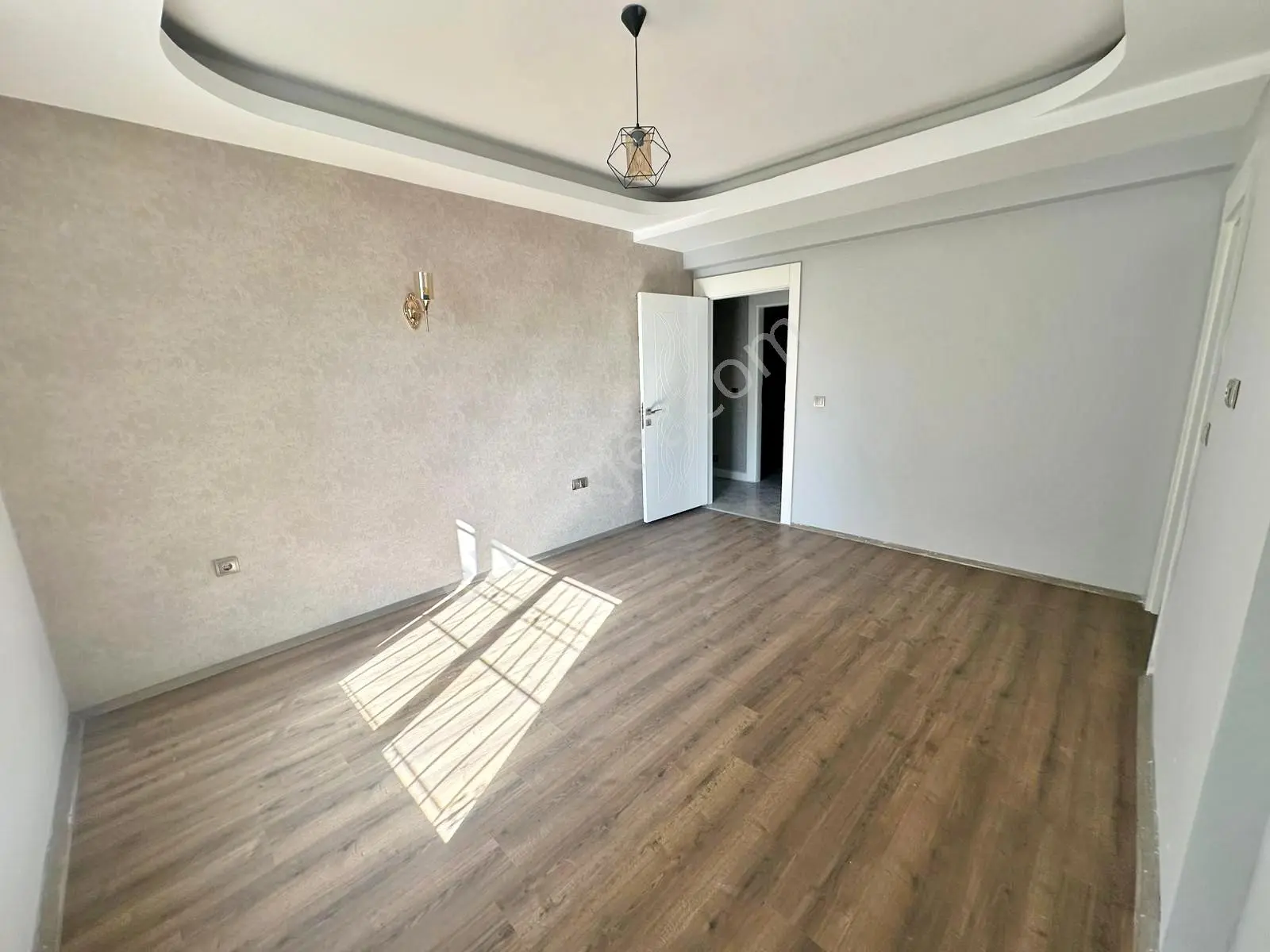 Alpaslan1'de Çift Balkon Üç Cepheli Masrafsz Ultra Lüx 3+1 Daire — fotoğraf 24
