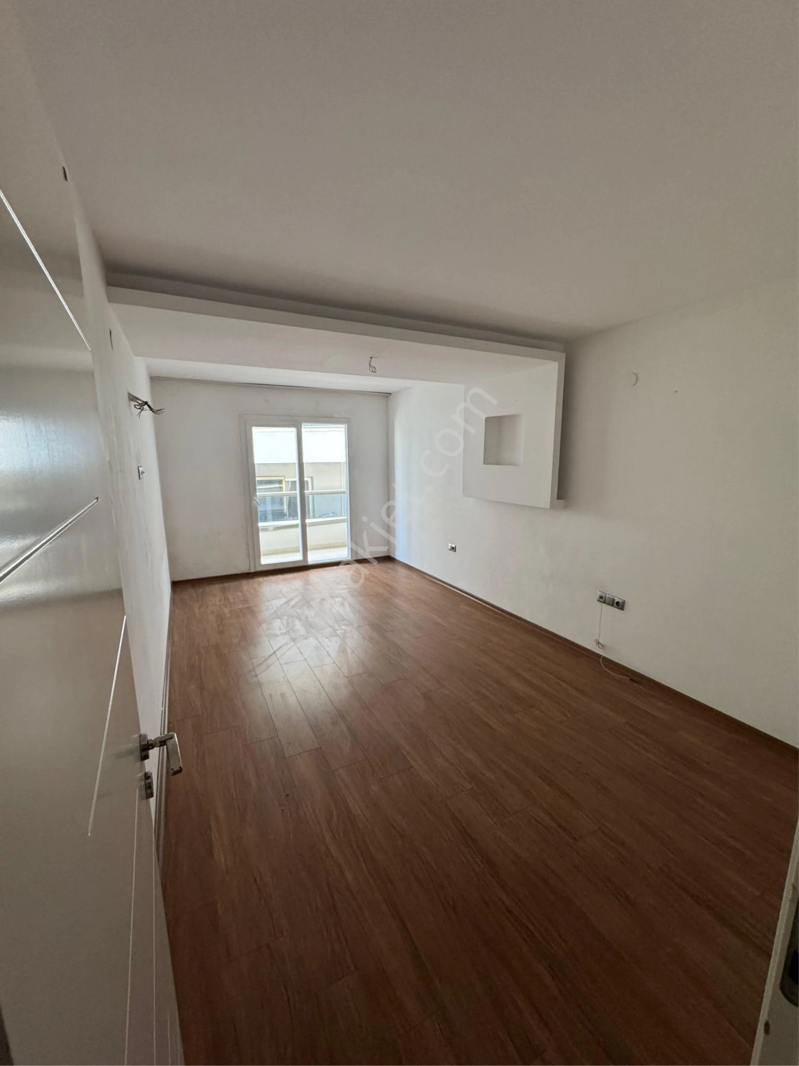 İkiçeşmelik’te Havuzlu Sitede Asansörlü, Geniş Kullanımlı 2+1 Satılık Daire 🏡 — fotoğraf 6