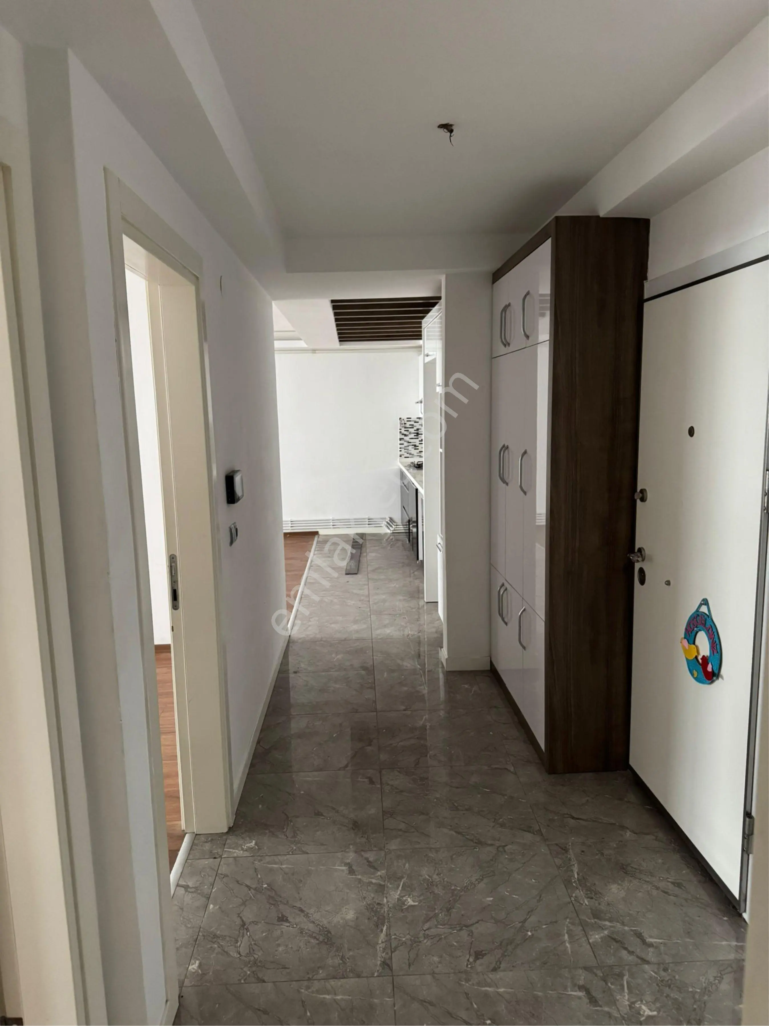 İkiçeşmelik’te Havuzlu Sitede Asansörlü, Geniş Kullanımlı 2+1 Satılık Daire 🏡 — fotoğraf 11