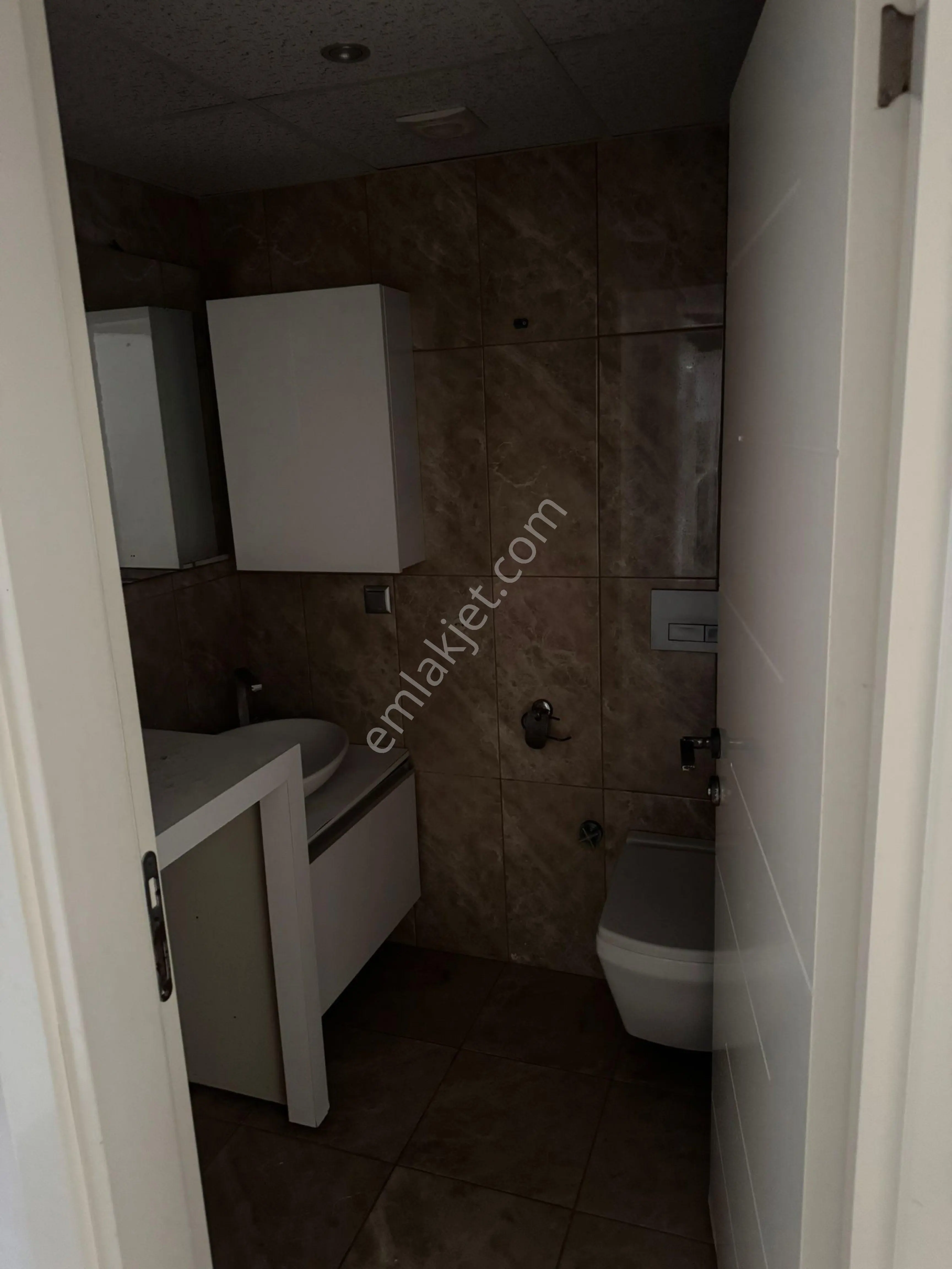 İkiçeşmelik’te Havuzlu Sitede Asansörlü, Geniş Kullanımlı 2+1 Satılık Daire 🏡 — fotoğraf 15