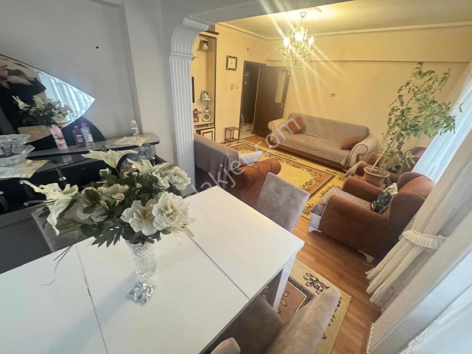 Atatürk Mh'de 3+1 3 Katta Yapılı Masrafsız Geniş M2'li Daire!!! — fotoğraf 9