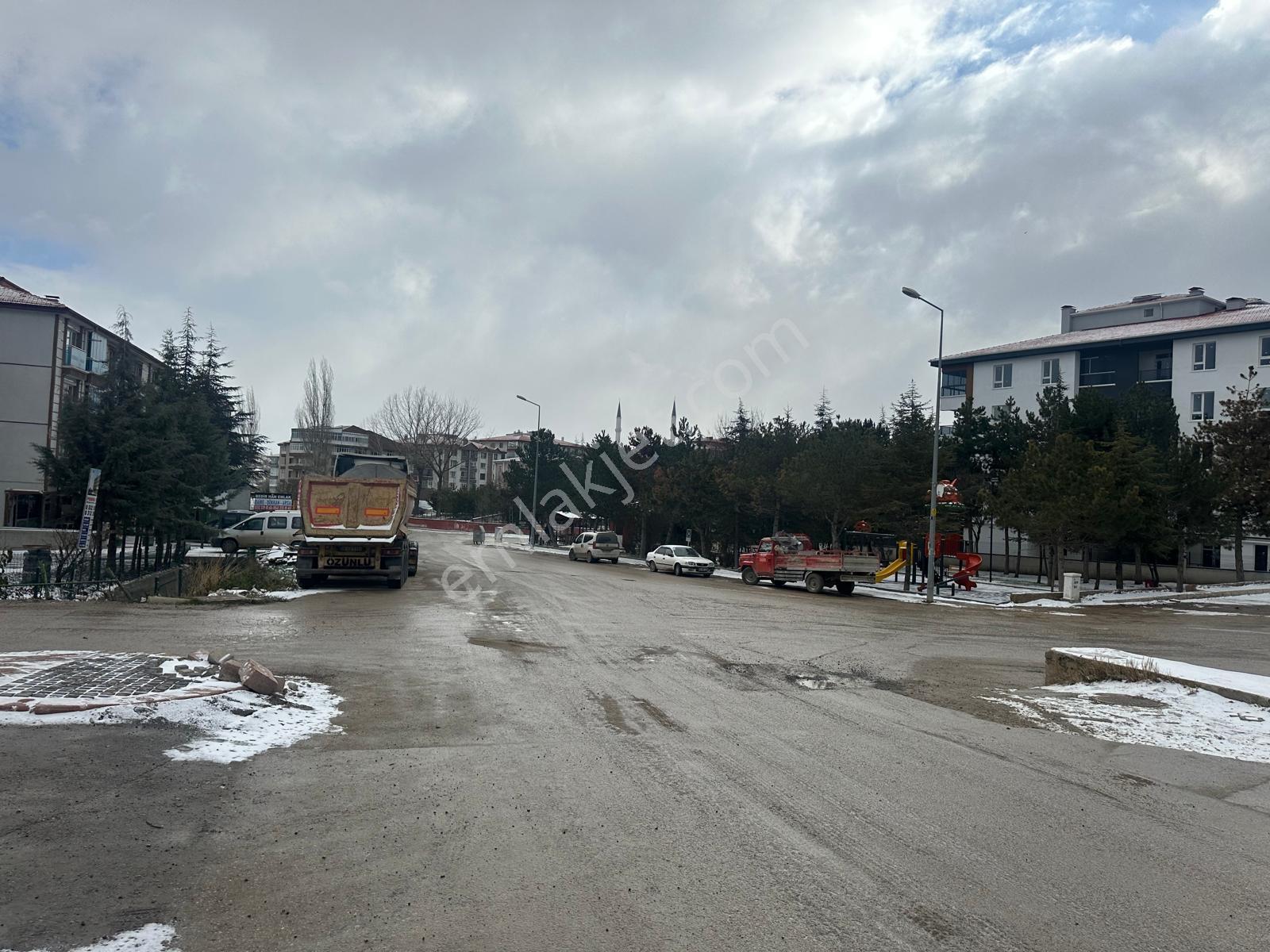 Fuat Çetin'den 50 Lik Bulvara Cephe Site İmarlı 2 Daire Getiri — fotoğraf 6