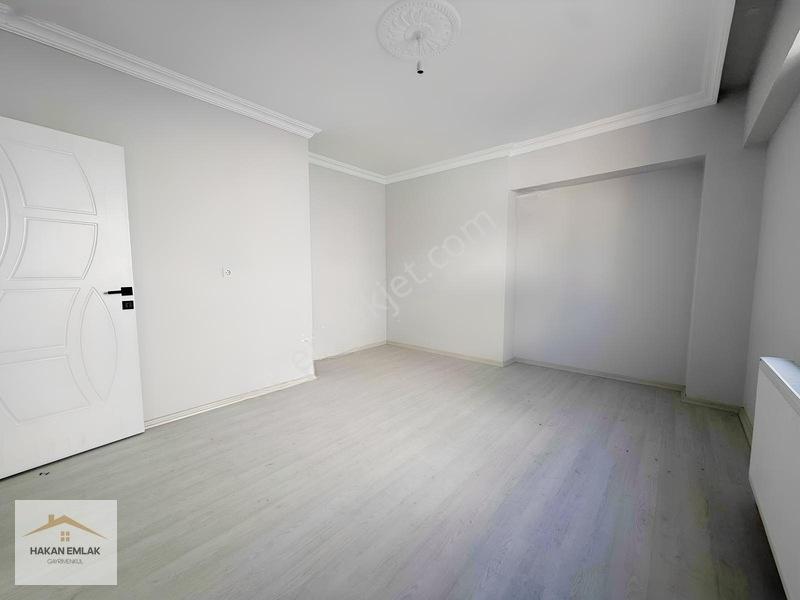 Hakan Emlak'tan Ata Sk. 3+1 Satılık Daire — fotoğraf 13