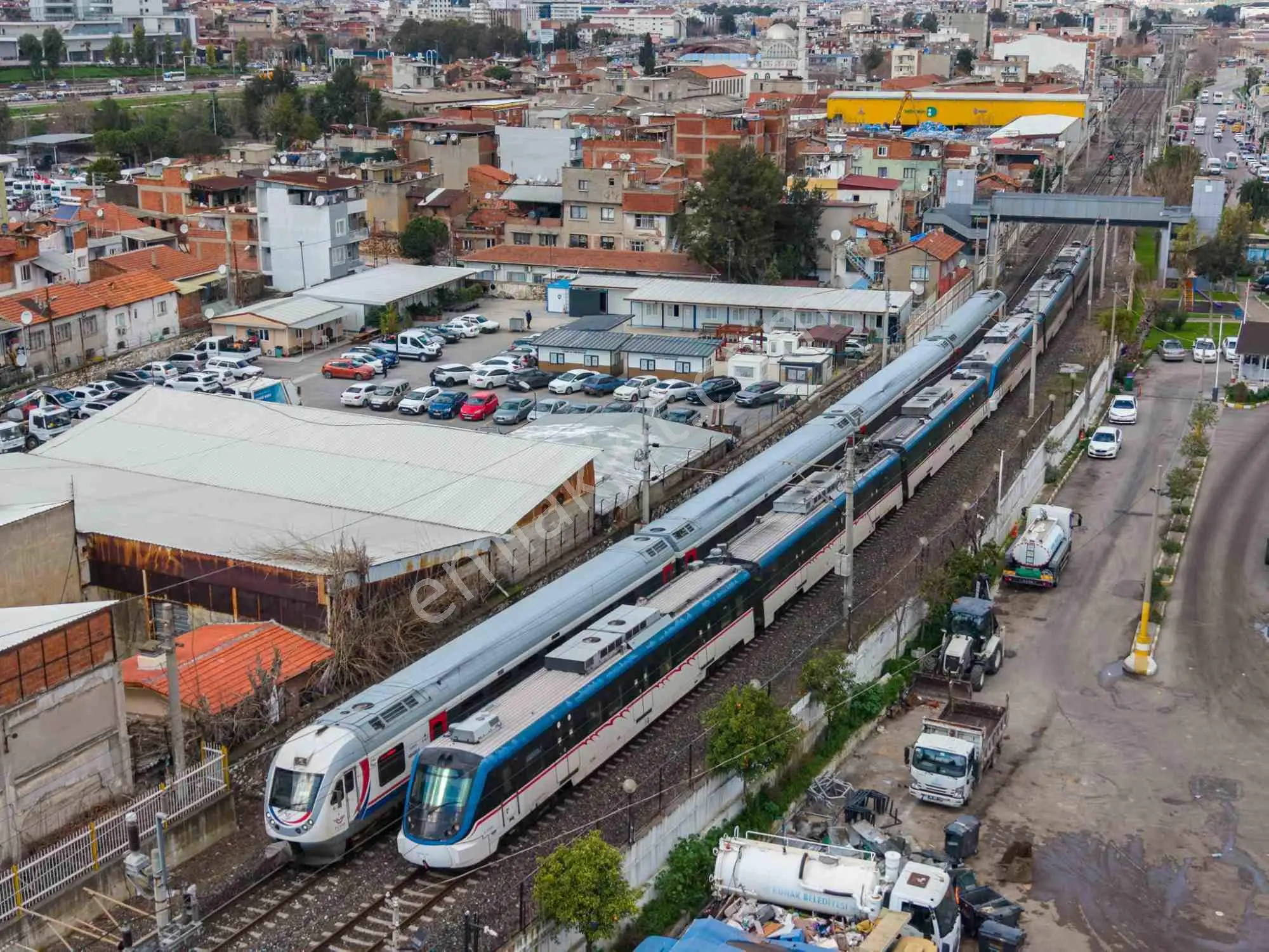 İzmir Konak Yenidoğan'da Yeşıldere Cd Yakını 3 Emsal Satılık Arsa — fotoğraf 12