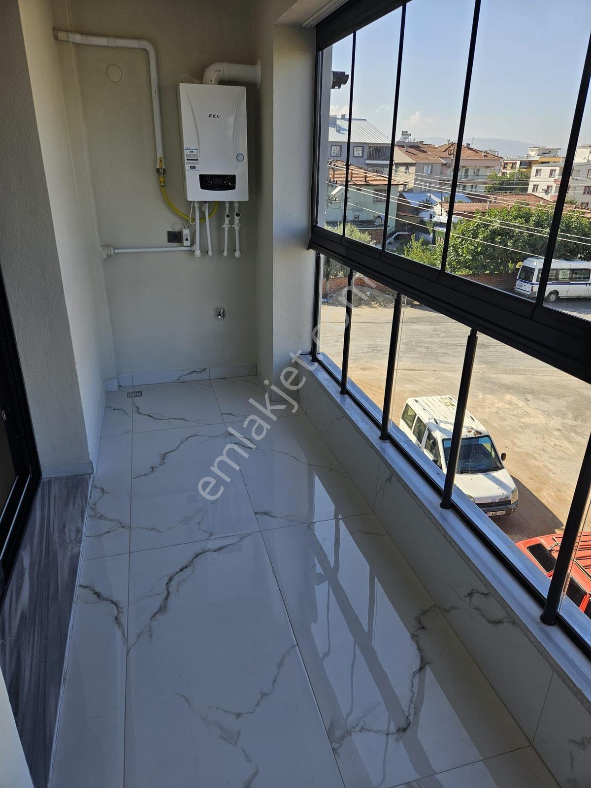 Efendi Mahallesinde Geniş Cadde Üzerinde Satılık 2+1 — fotoğraf 11