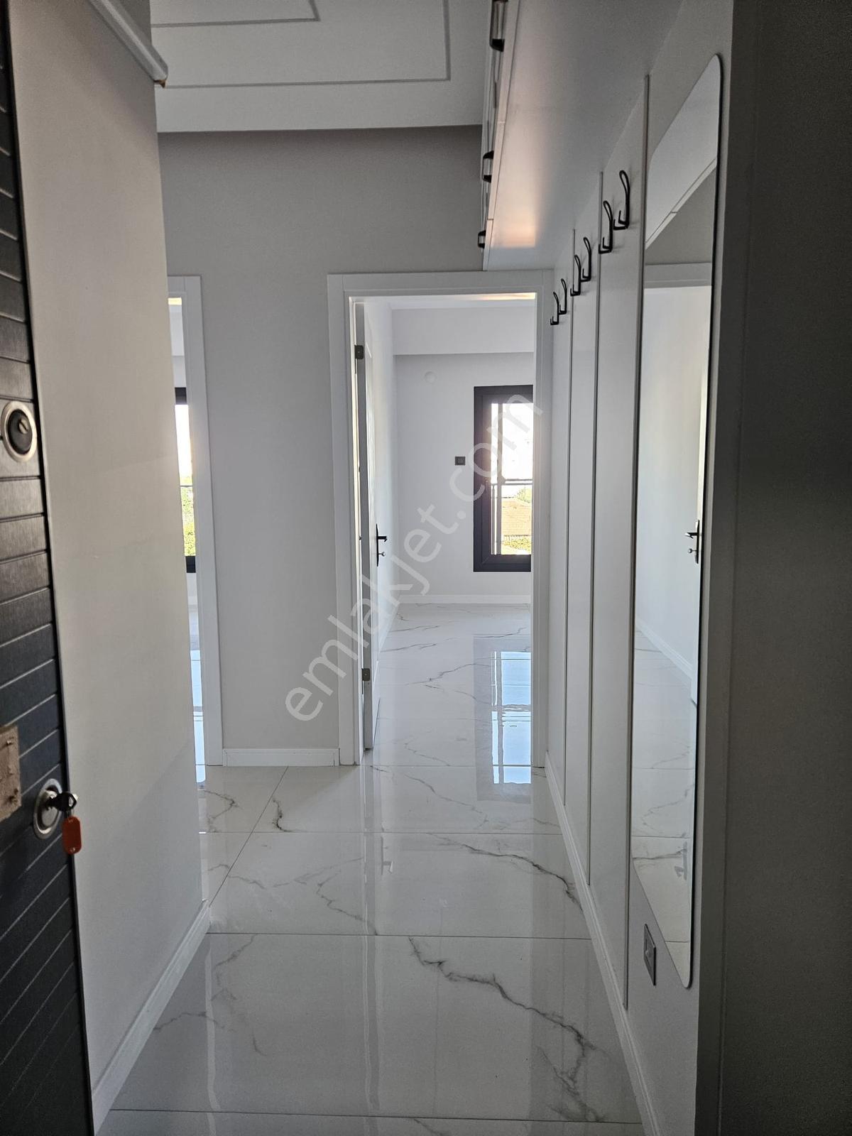 Efendi Mahallesinde Geniş Cadde Üzerinde Satılık 2+1 — fotoğraf 16