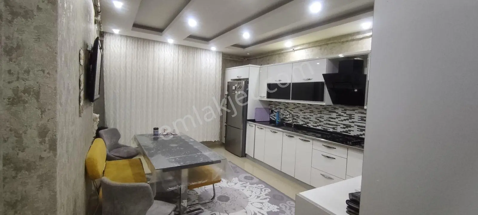 Karaköprü Ağız Diş Hast.yanı Sitede Satılık 5 Odalı Arakat Daire — fotoğraf 8