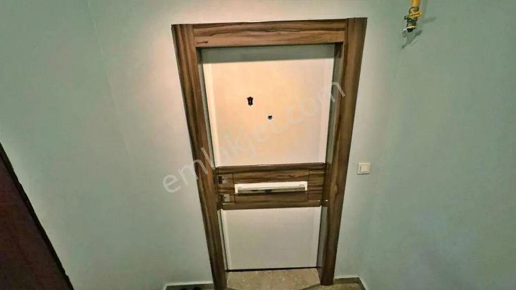 Uytundan Edremit Cennetayağıyürüyüş Yolu Üzerinde Otoparklı 2+1 — fotoğraf 12