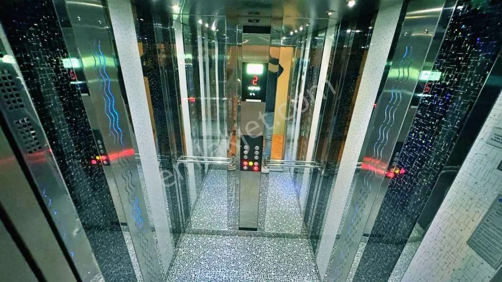 Uytundan Edremit Cennetayağıyürüyüş Yolu Üzerinde Otoparklı 2+1 — fotoğraf 21