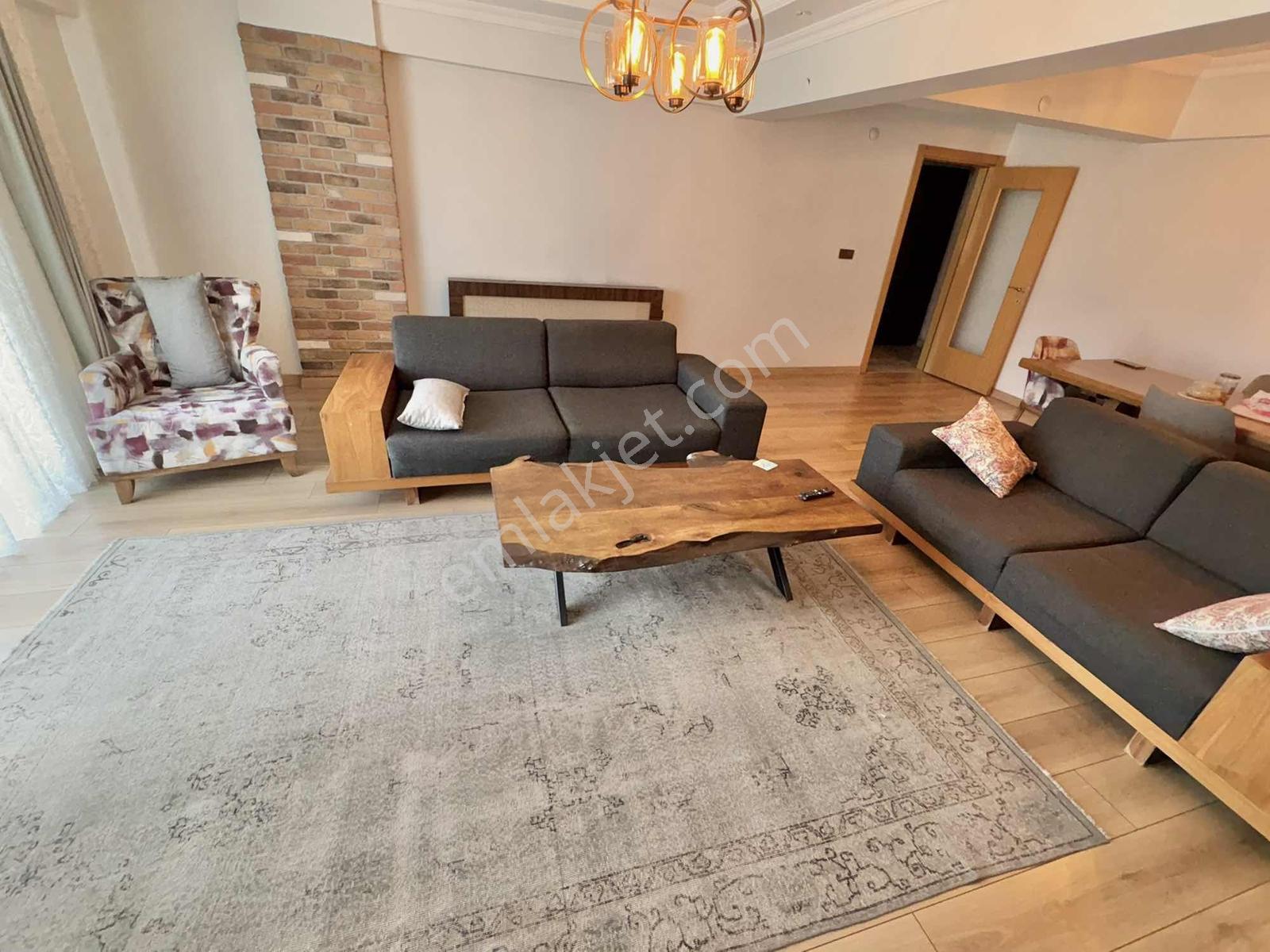 Nilüfer Emlak'tan 120m2 Asansörlü 2+1 Satılık Ara Kat — fotoğraf 3