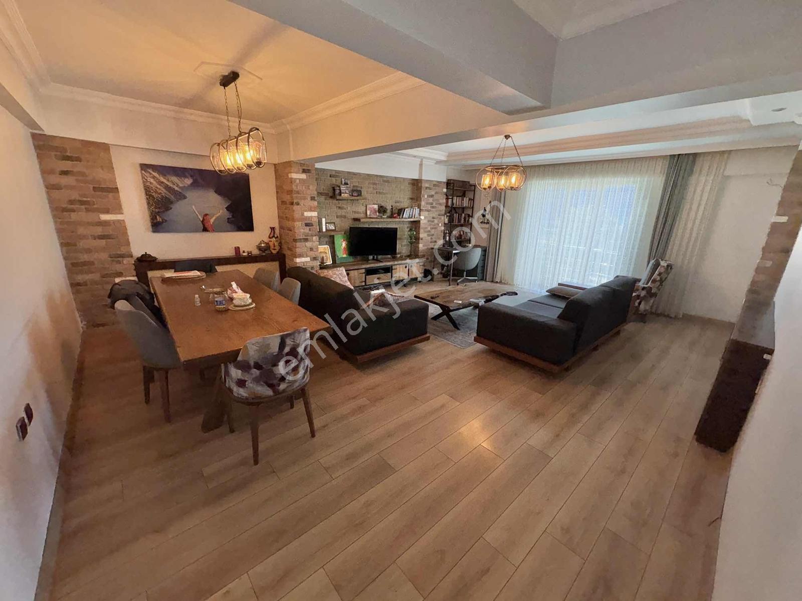 Nilüfer Emlak'tan 120m2 Asansörlü 2+1 Satılık Ara Kat — fotoğraf 5