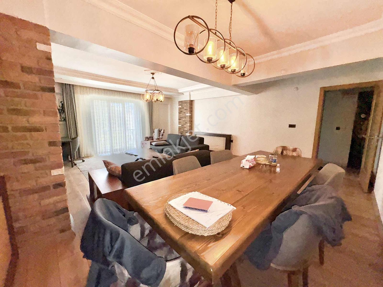 Nilüfer Emlak'tan 120m2 Asansörlü 2+1 Satılık Ara Kat — fotoğraf 8