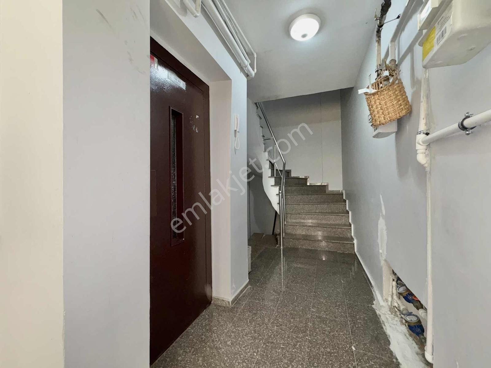Nilüfer Emlak'tan 120m2 Asansörlü 2+1 Satılık Ara Kat — fotoğraf 9