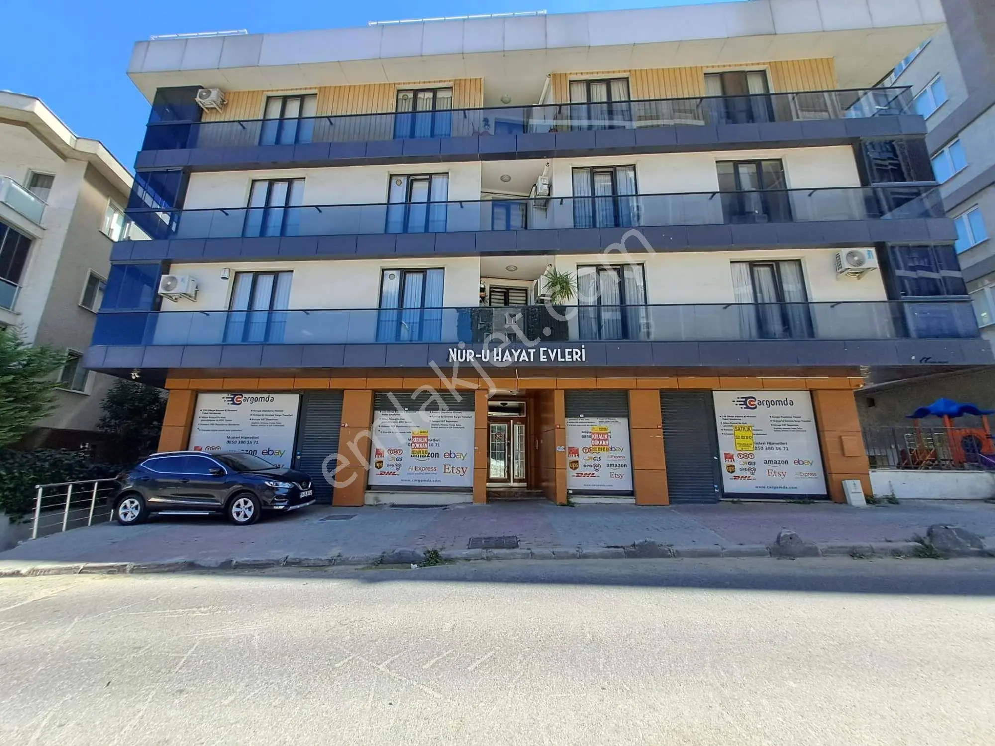 Halkalı Merkez Mahallesinde Satılık 2+1 I Kısa Katlı I Otoparklı — fotoğraf 2