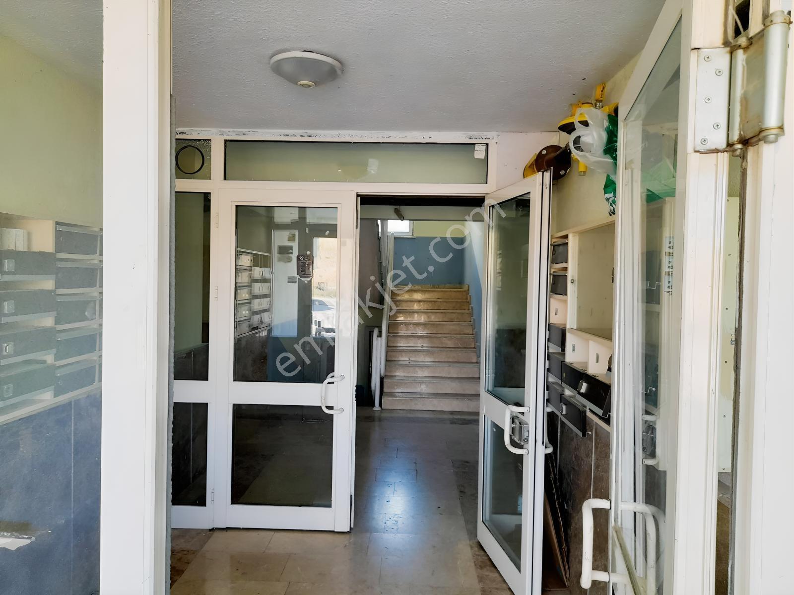 Sincan Temelli Satılık 1+1 Eşyalı Daire ( Toki Konutları ) — fotoğraf 4