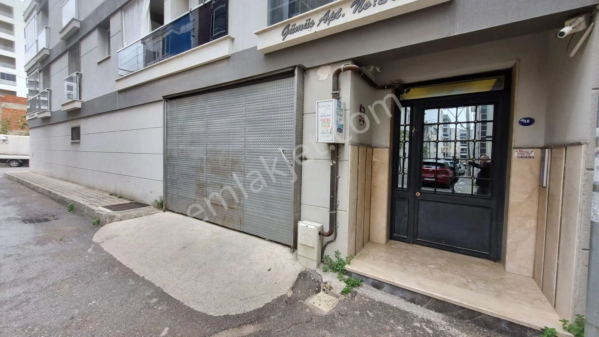 Karşıyaka Cumhuriyet Mah. İskanlı, Kapalı Otoparklı, Doğalgazlı Fırsat 2+1 Daire — fotoğraf 3