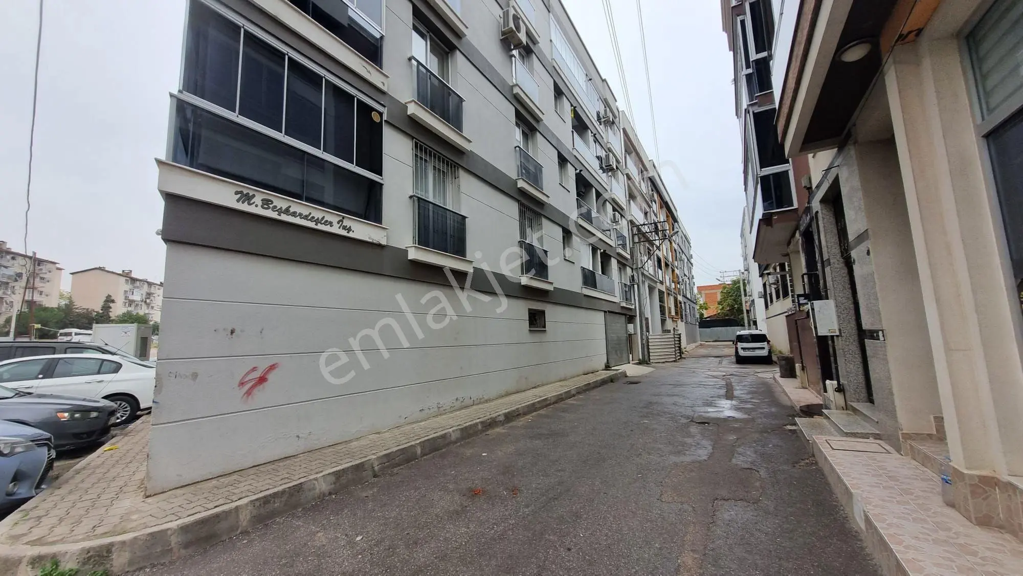 Karşıyaka Cumhuriyet Mah. İskanlı, Kapalı Otoparklı, Doğalgazlı Fırsat 2+1 Daire — fotoğraf 54