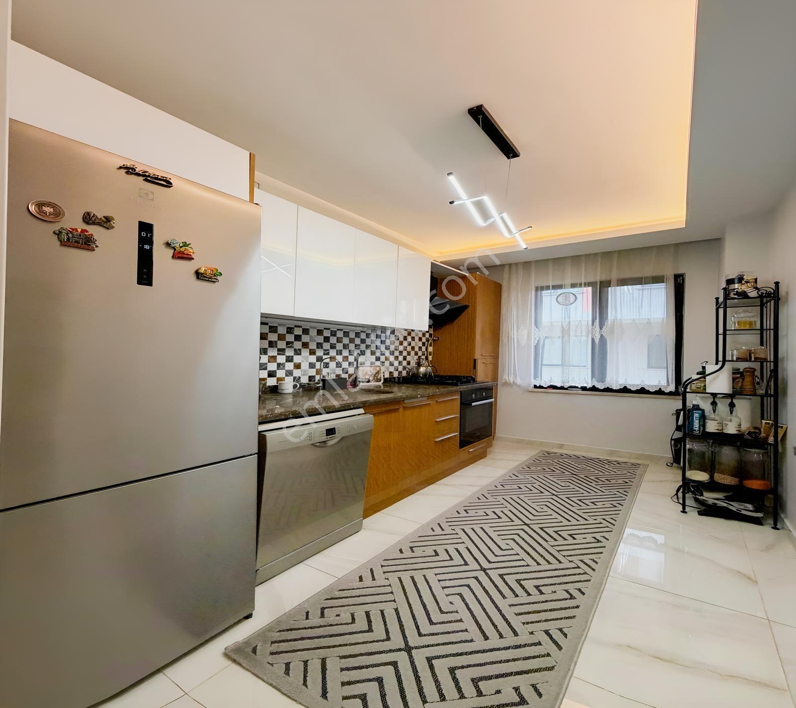 Full Konsept Sitede Özel Bahçeli 2+1 Ara Kat Daire — fotoğraf 7