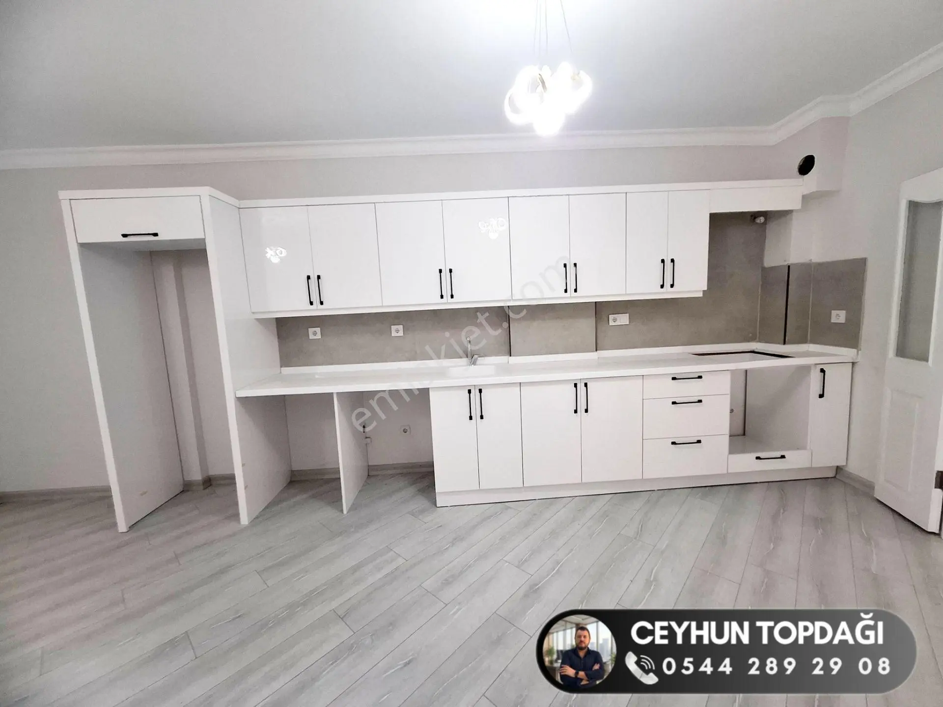 Didim'de Satılık Havuzlu Sitede 2+1 Orta Kat Ön Cephe Havuz Manzaralı Daire — fotoğraf 16