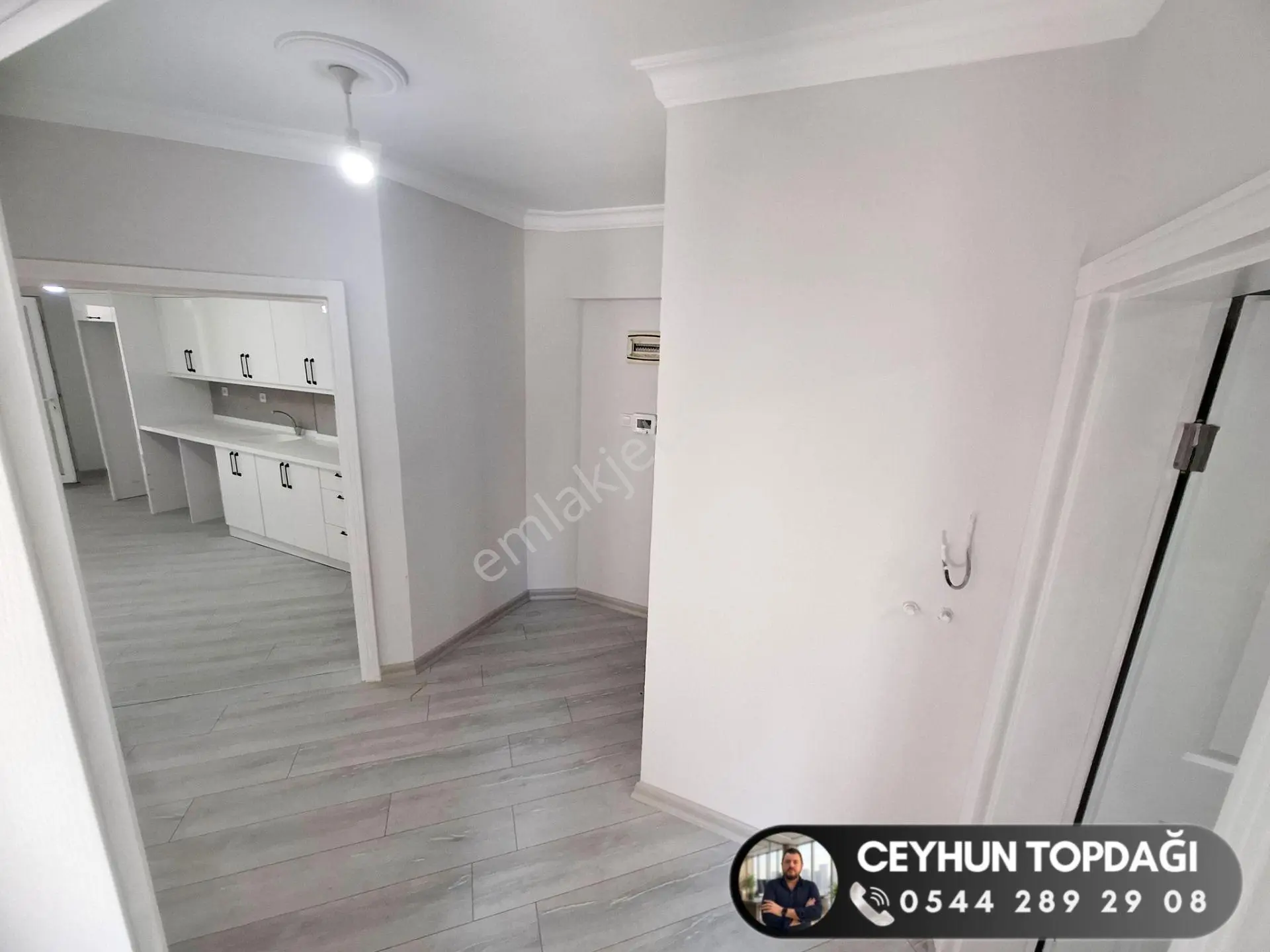 Didim'de Satılık Havuzlu Sitede 2+1 Orta Kat Ön Cephe Havuz Manzaralı Daire — fotoğraf 20