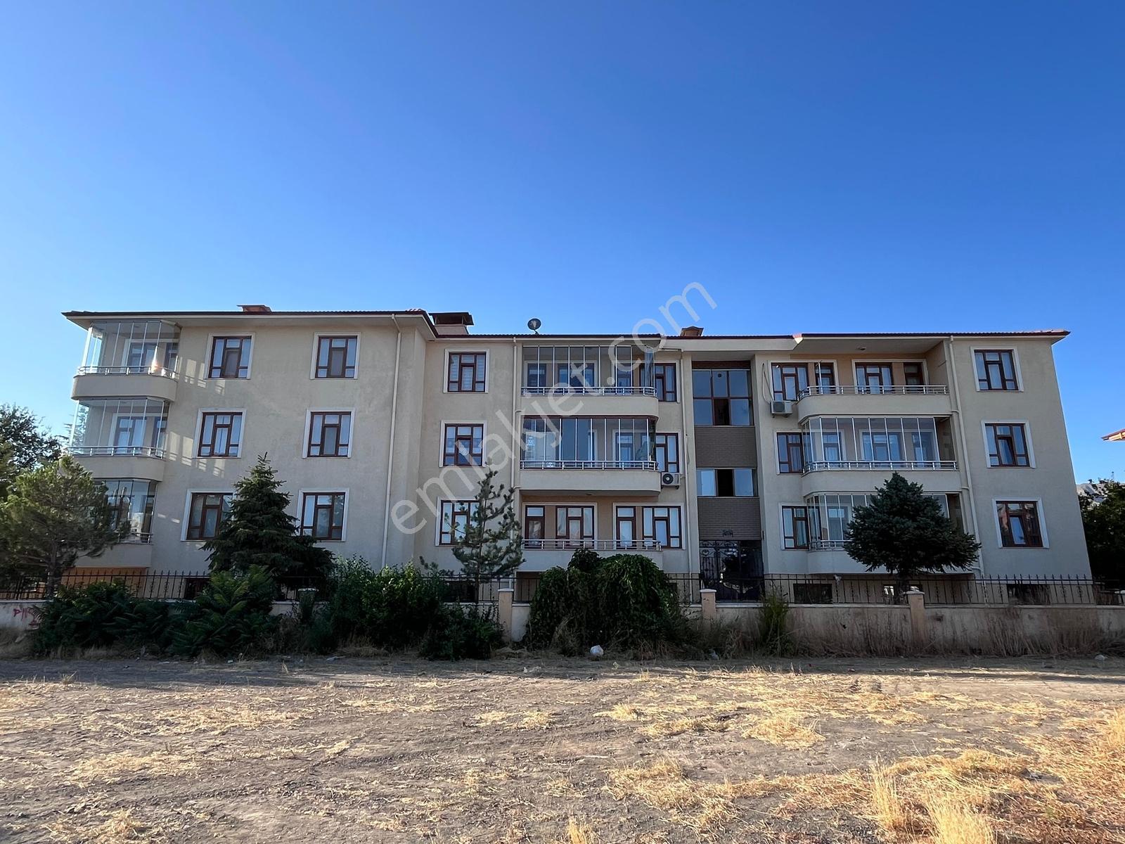 Remax Dem'Den Arslanlı Mah. 220M² 4+1 Satılık Daire