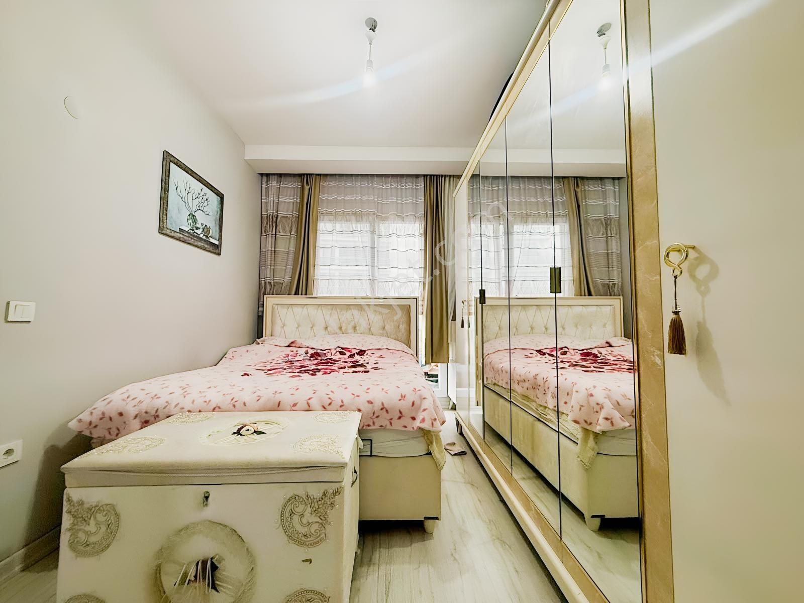 Metrobüse Marmara Park'a Komşu Site İçinde 2+1 Balkonlu Daire — fotoğraf 18