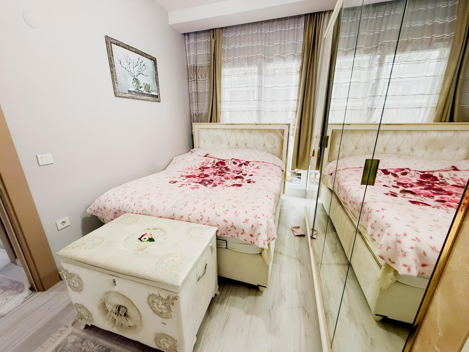 Metrobüse Marmara Park'a Komşu Site İçinde 2+1 Balkonlu Daire — fotoğraf 19