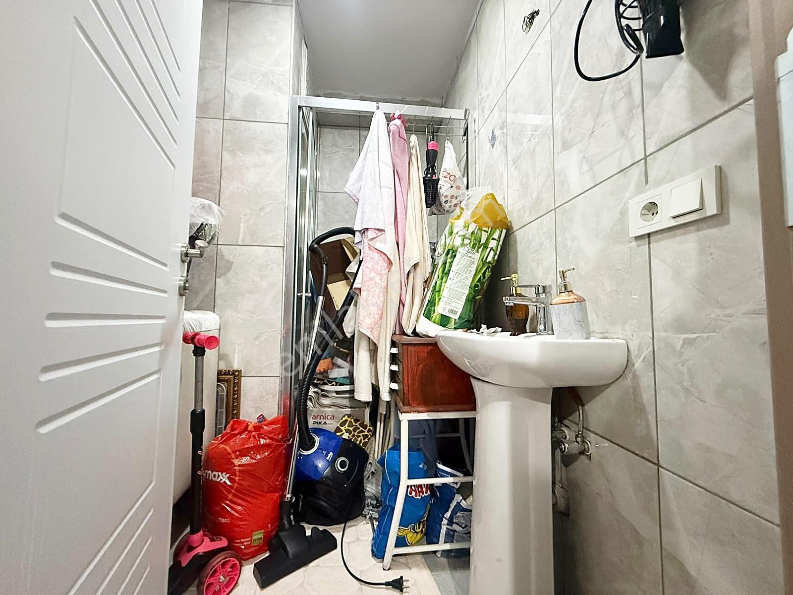 Metrobüse Marmara Park'a Komşu Site İçinde 2+1 Balkonlu Daire — fotoğraf 26