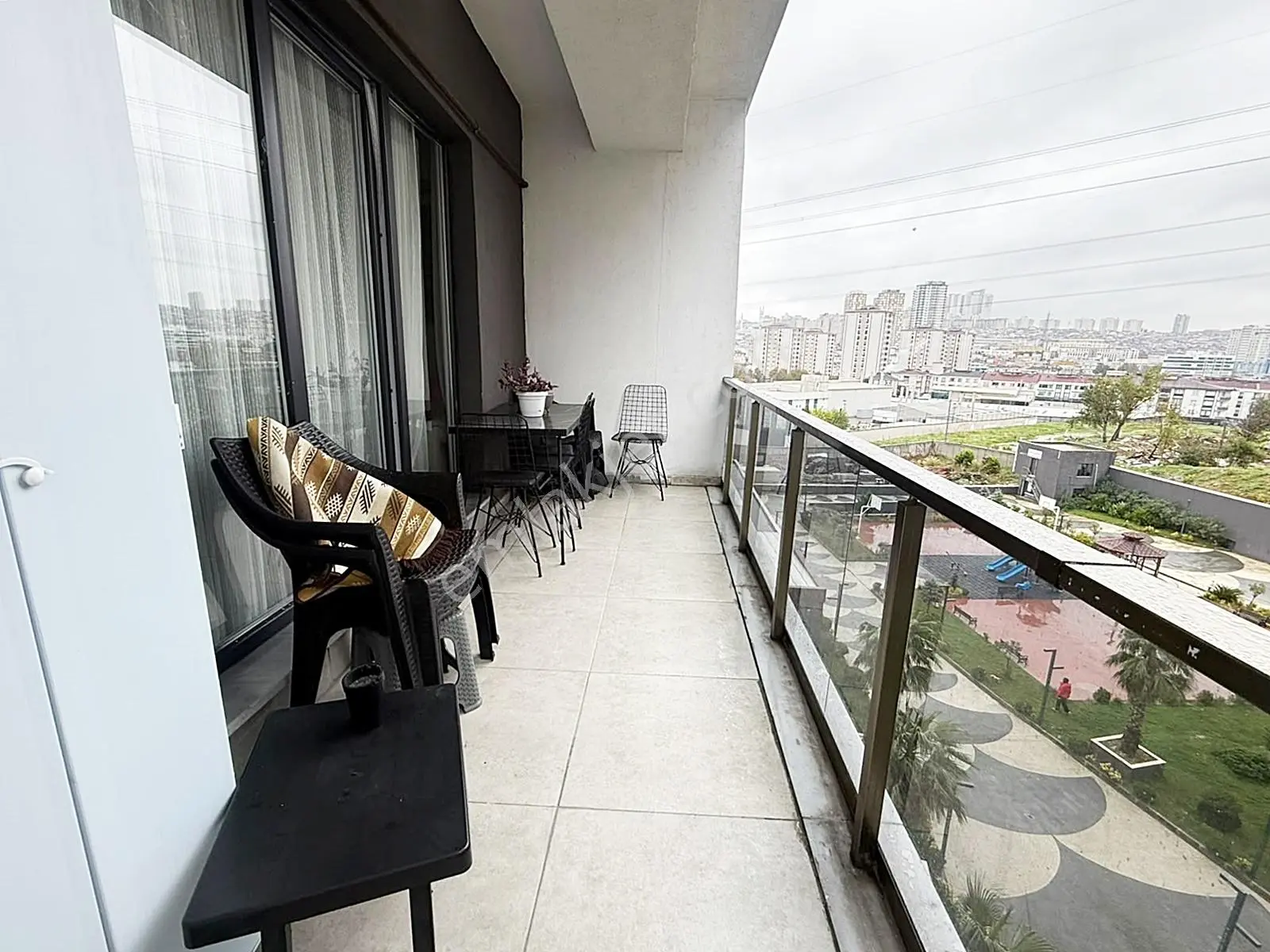 Metrobüse Marmara Park'a Komşu Site İçinde 2+1 Balkonlu Daire — fotoğraf 42