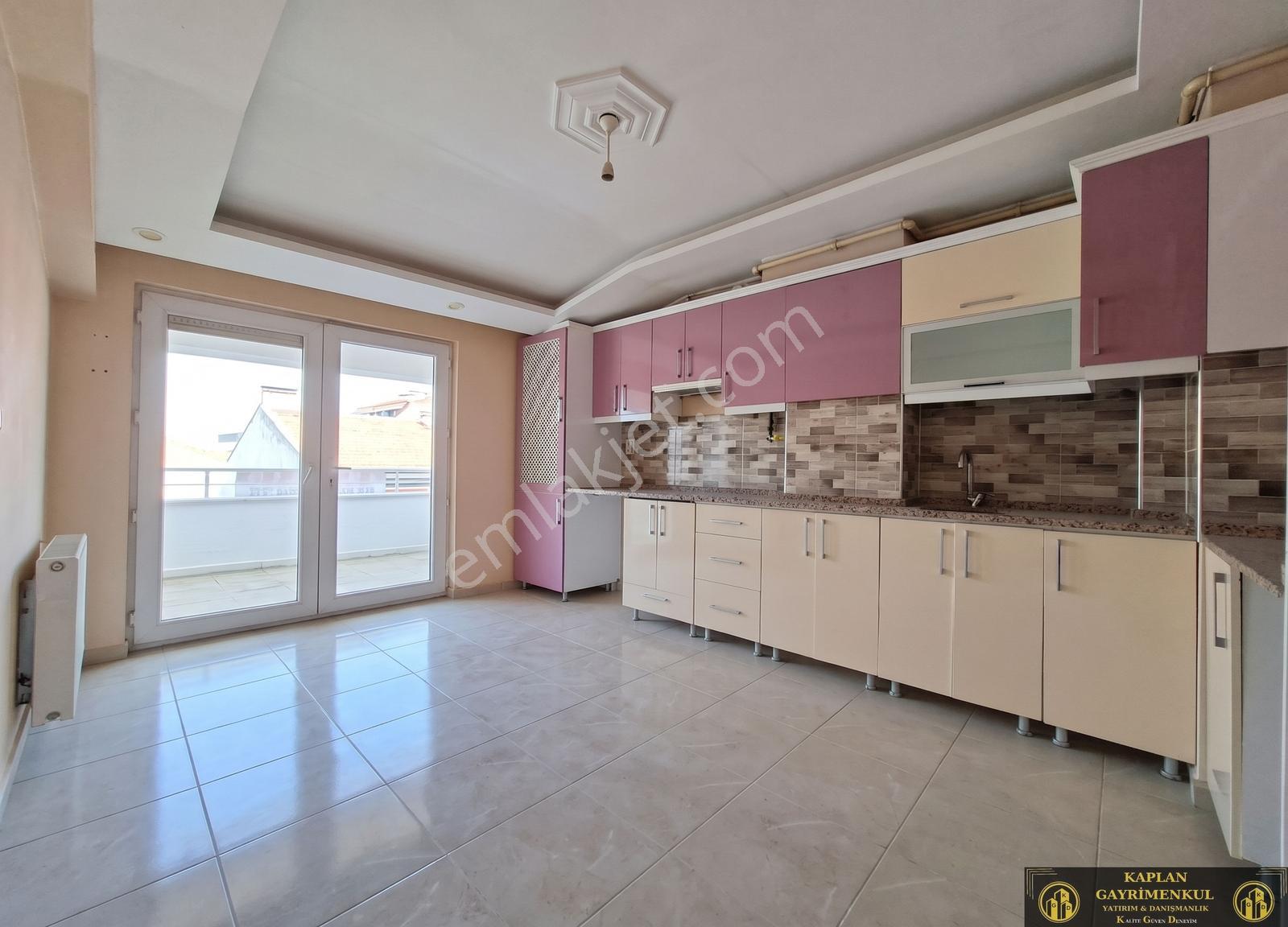 Emek Mh Ertaş Ve Efsaneler Sk Yakını 3+1 135M² Satılık Dubleks