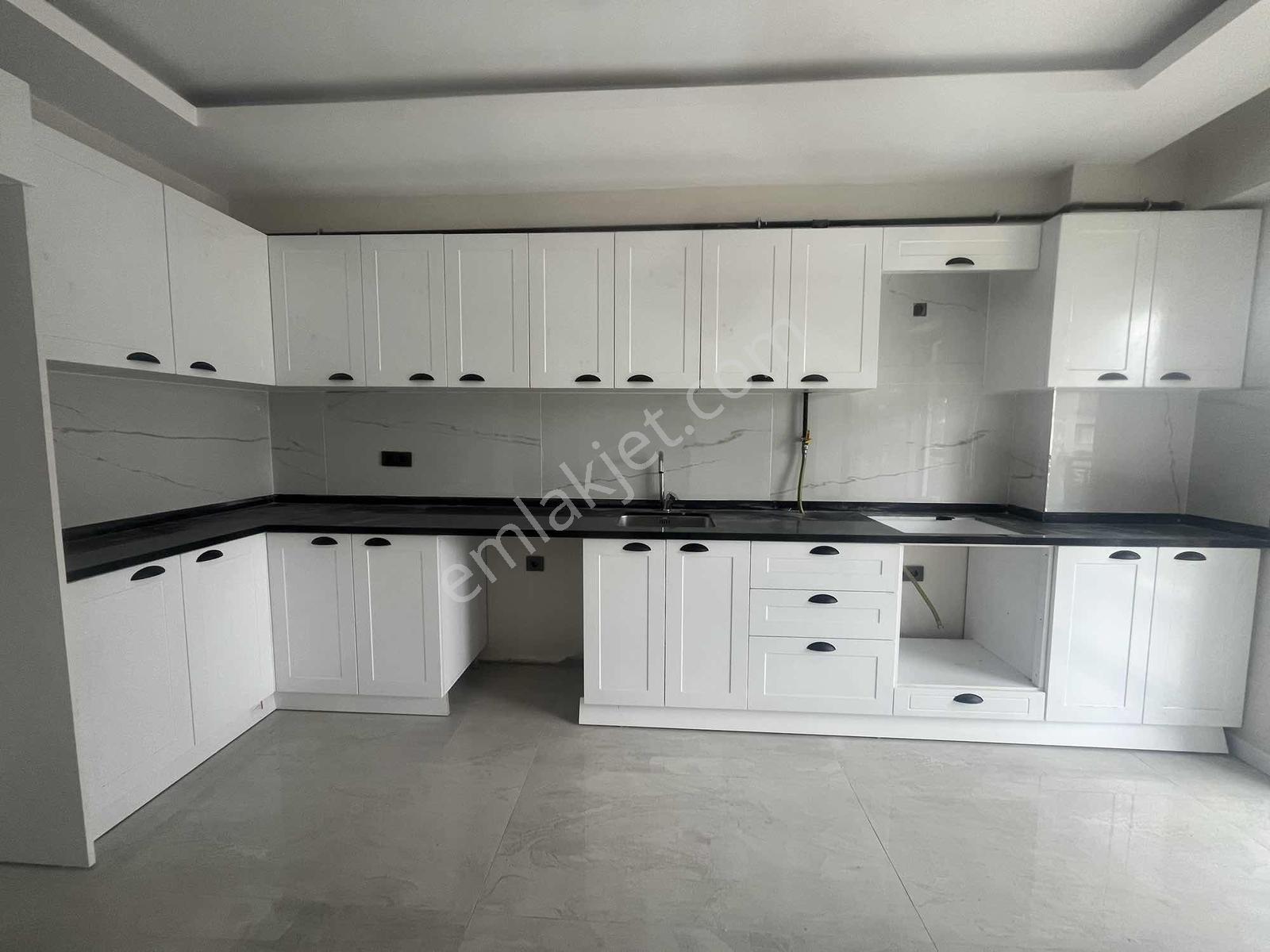 Başiskele Yeşilyurt Mah. Satılık Asansörlü 3+1 Dübleks Daıre — fotoğraf 7