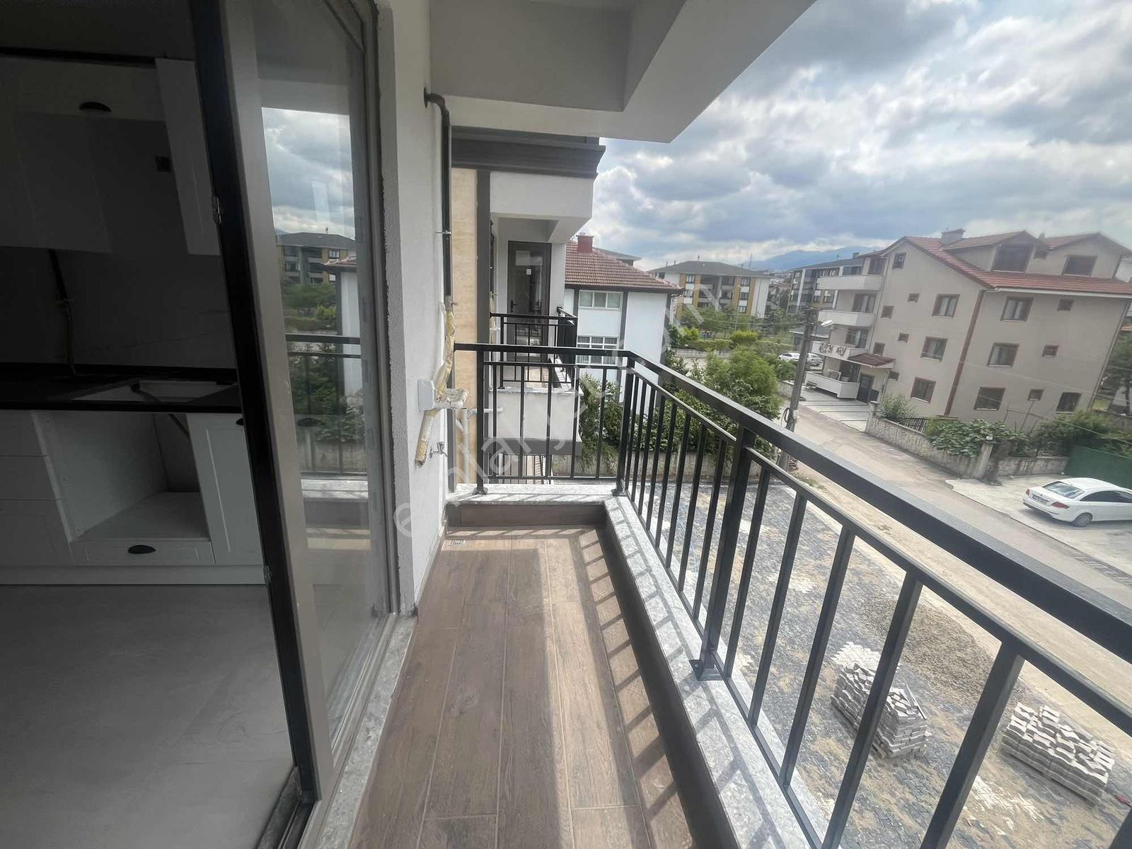 Başiskele Yeşilyurt Mah. Satılık Asansörlü 3+1 Dübleks Daıre — fotoğraf 9