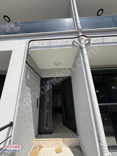 İzmit Kuruçeşme'de Satılık 2+1 Çatı Dublex Daire — fotoğraf 3