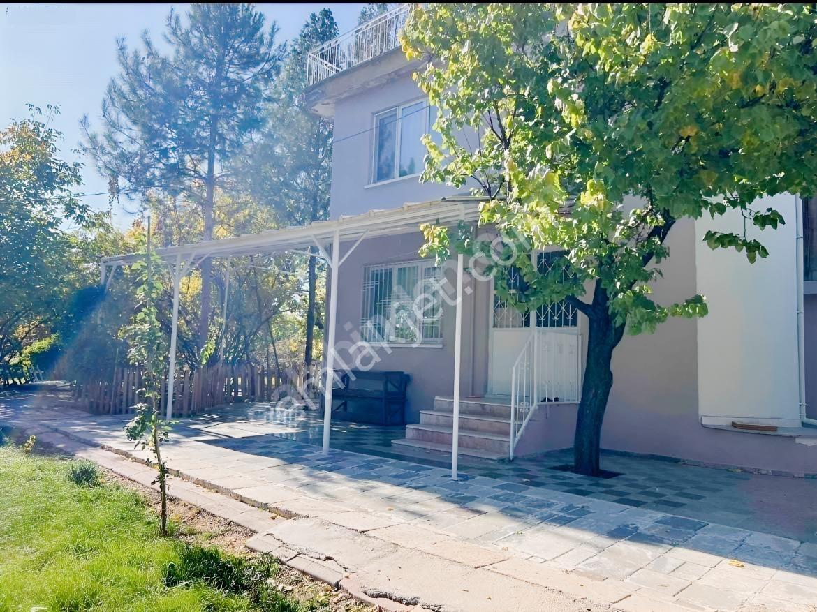 Yeşilyurt Çarmuzu 20.526 M² Satılık Kayısı Bahçesi+2 Müstakil Ev — fotoğraf 2