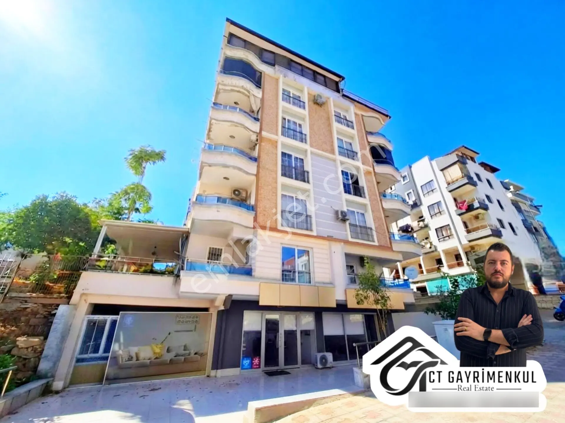 Didim'De Satılık 2+1 Ayrı Mutfak 30M2 Teras Balkonlu Ön Cephe Daire !