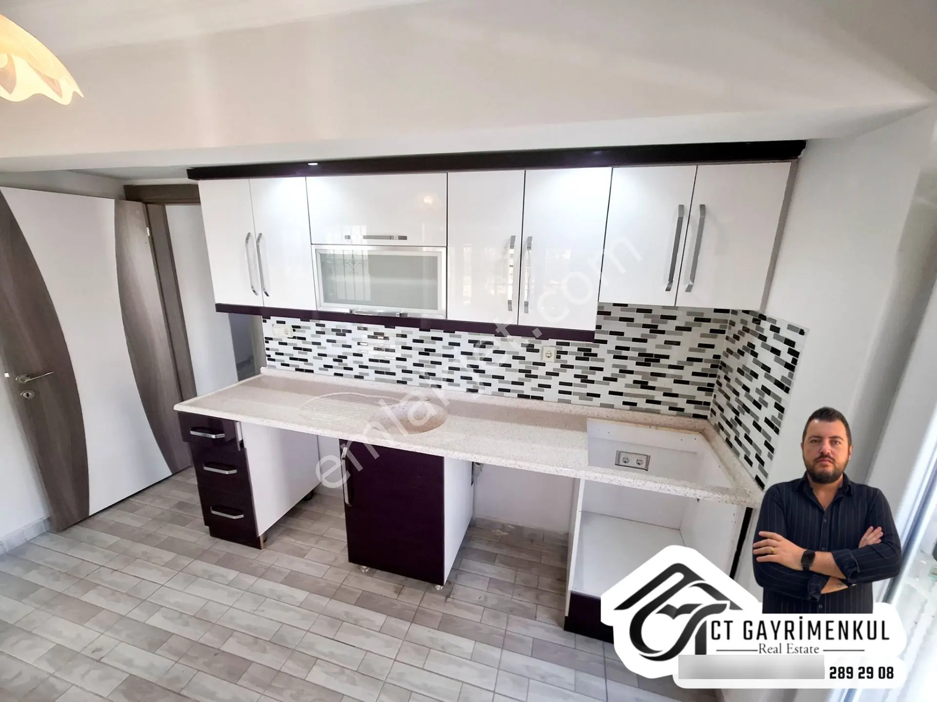 Didim'de Satılık 2+1 Ayrı Mutfak 30m2 Teras Balkonlu Ön Cephe Daire ! — fotoğraf 5
