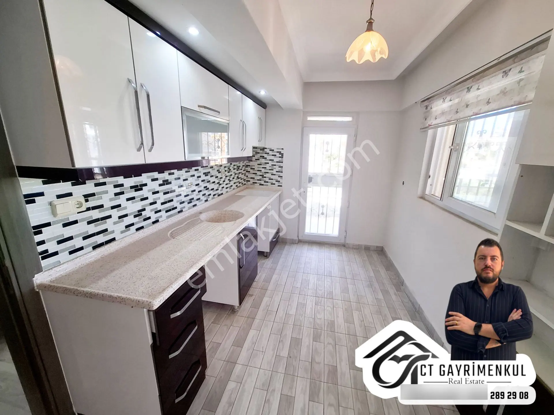 Didim'de Satılık 2+1 Ayrı Mutfak 30m2 Teras Balkonlu Ön Cephe Daire ! — fotoğraf 6