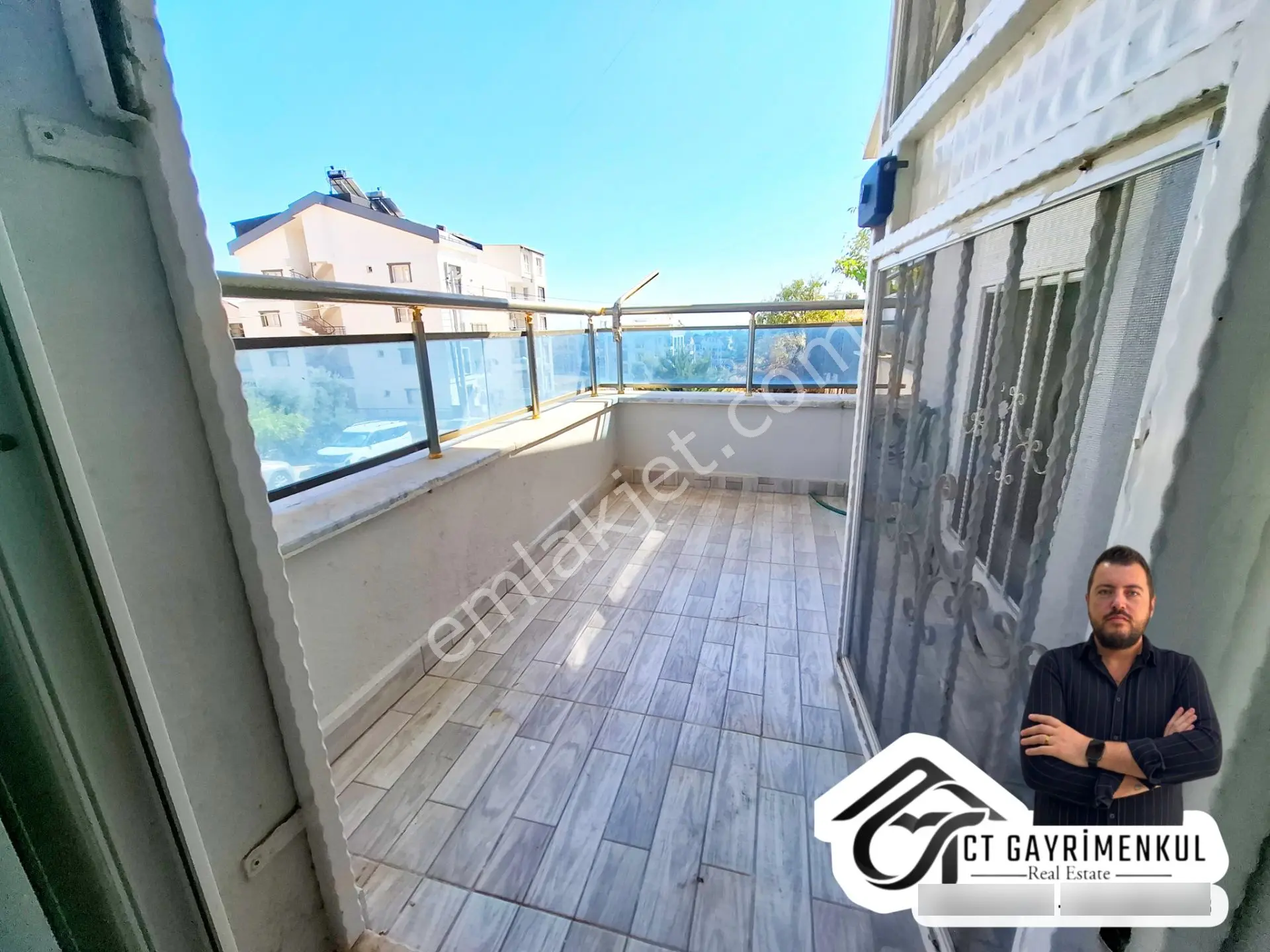 Didim'de Satılık 2+1 Ayrı Mutfak 30m2 Teras Balkonlu Ön Cephe Daire ! — fotoğraf 10