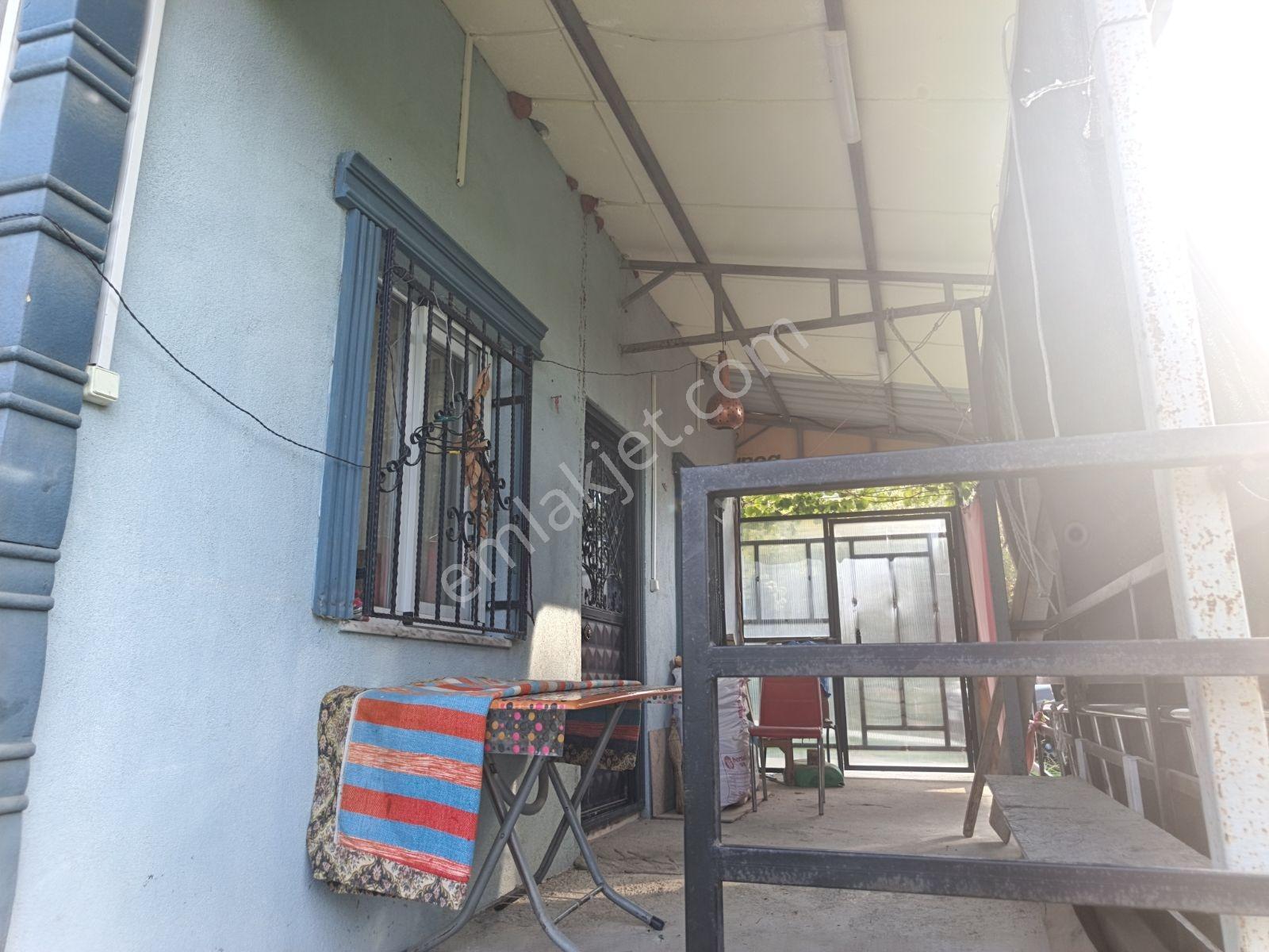 40 M² Ev Elektirii Su İnternet Mevcut 440 M² Zeytin Bahcesi — fotoğraf 4