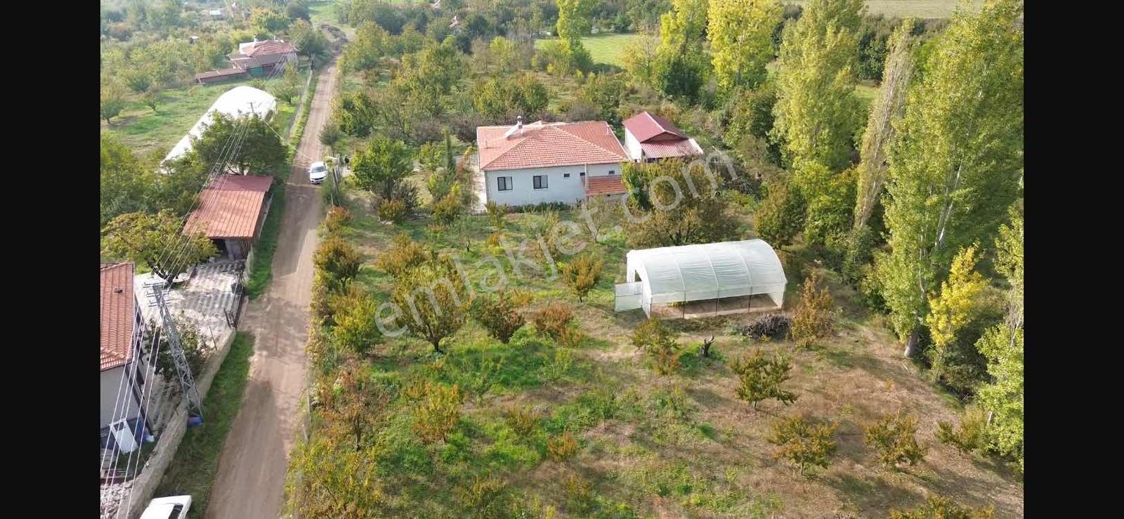 Amasya Merkez Duruca Satılık Evi Olan Bağ/ Bahçe 4912 Mk. — fotoğraf 10
