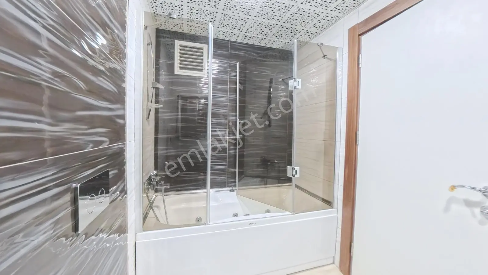 Eryaman Satılık 4,5+1 Yerden Isıtmalı Manzaralı Daire-neopolitan — fotoğraf 21