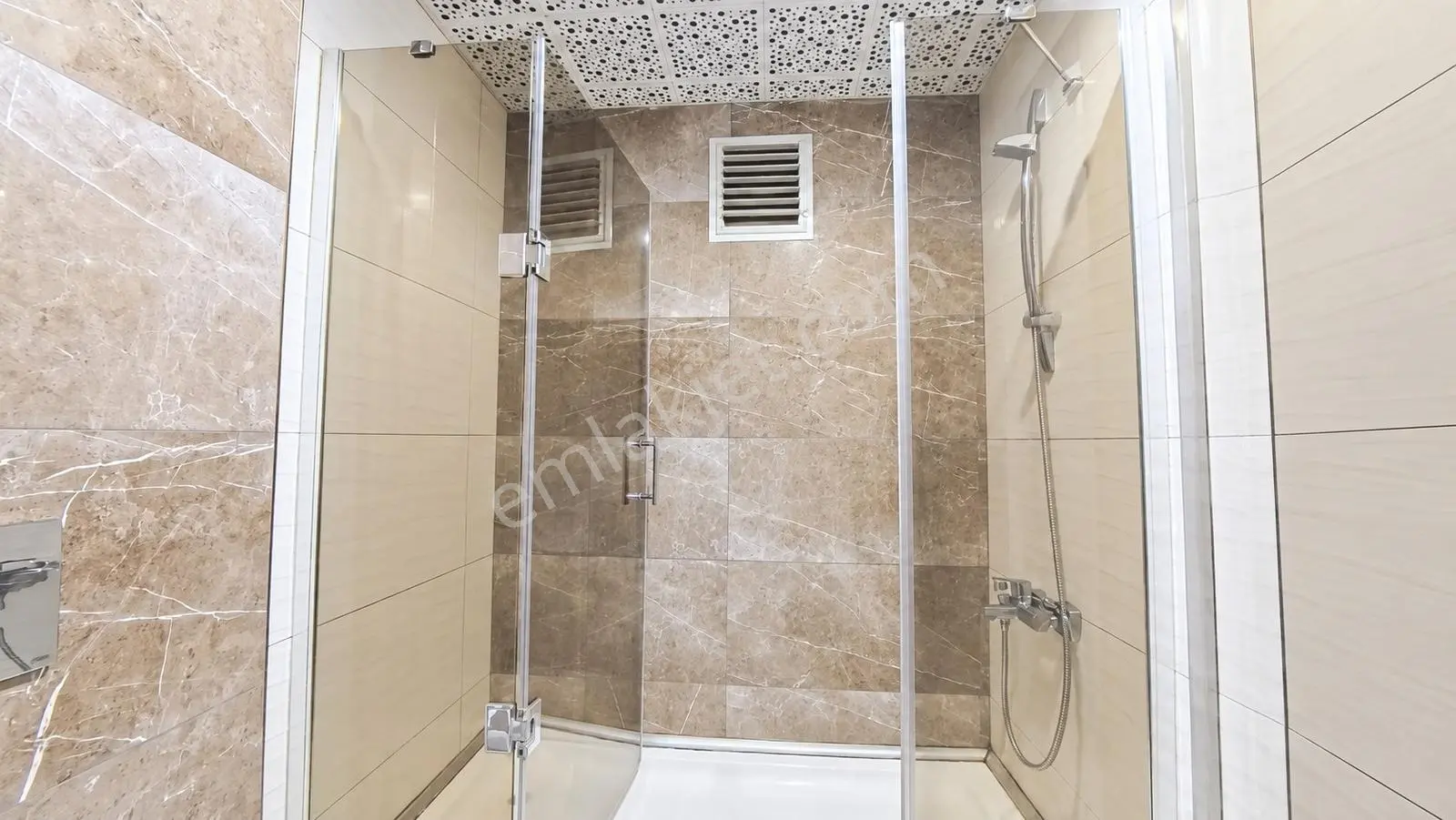 Eryaman Satılık 4,5+1 Yerden Isıtmalı Manzaralı Daire-neopolitan — fotoğraf 30
