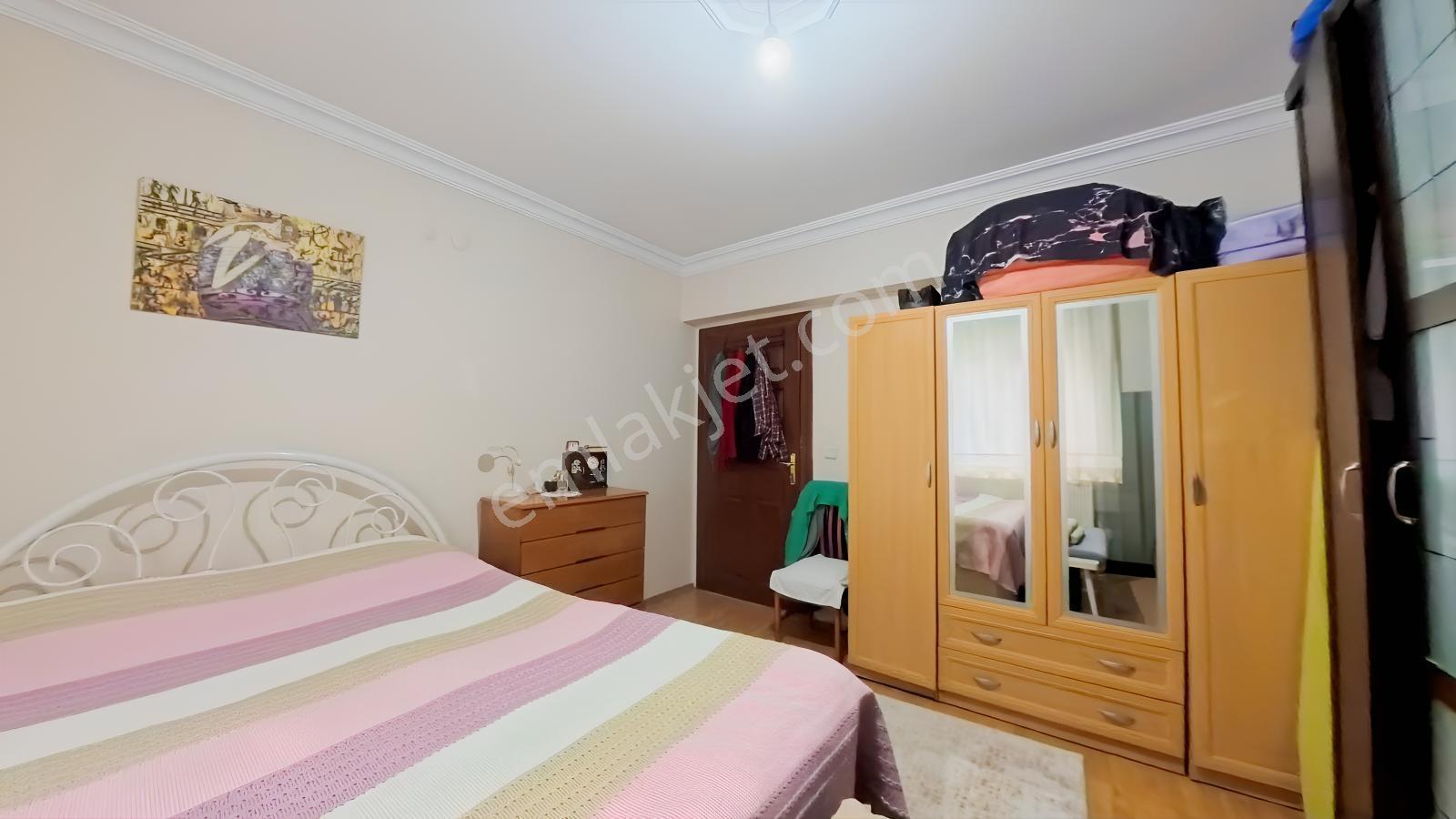 Dikmen Satılık 3+1 Daire, İki Kapalı Balkonlu,mantolamalı-fırsat — fotoğraf 24