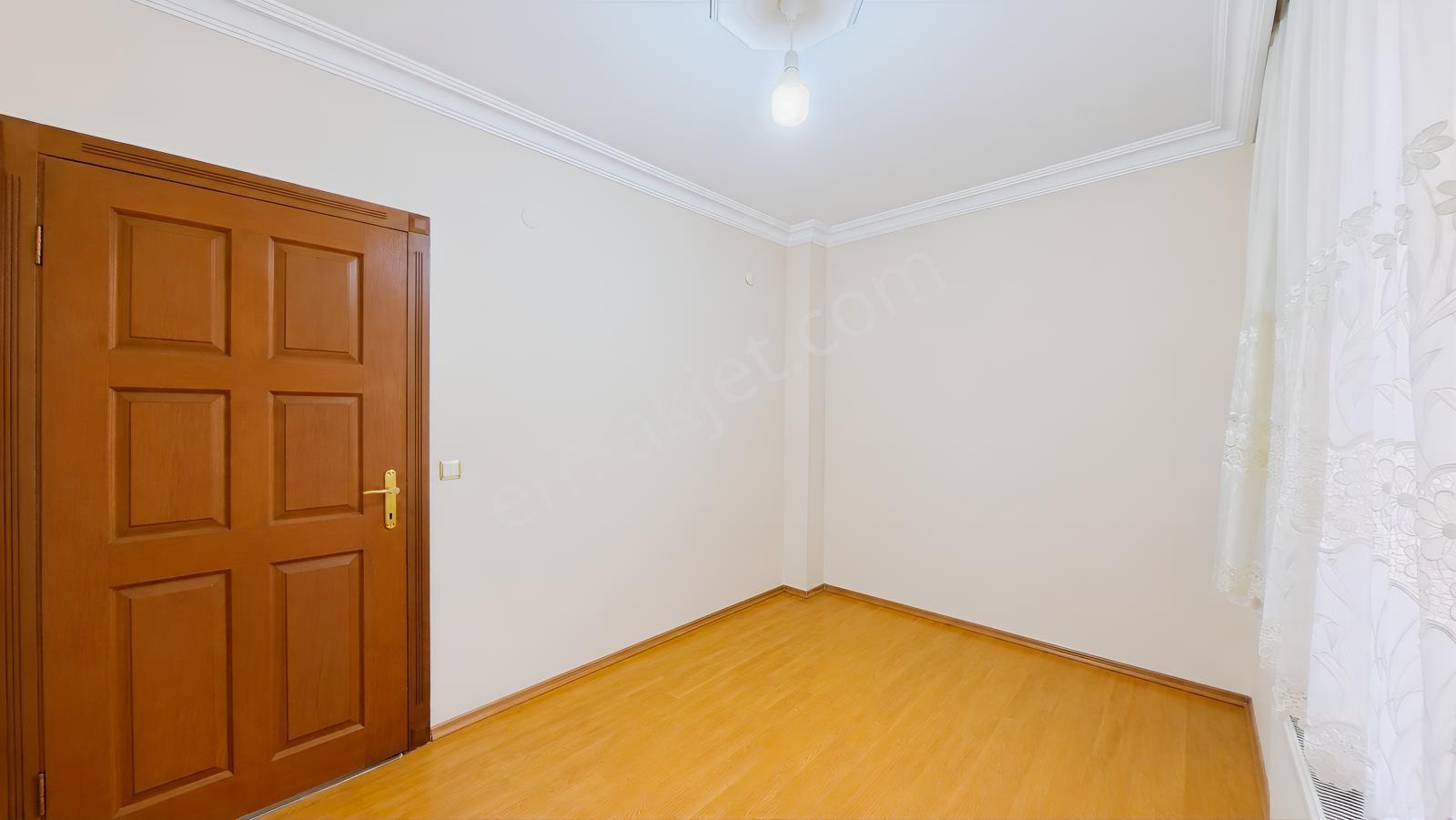 Dikmen Satılık 3+1 Daire, İki Kapalı Balkonlu,mantolamalı-fırsat — fotoğraf 25