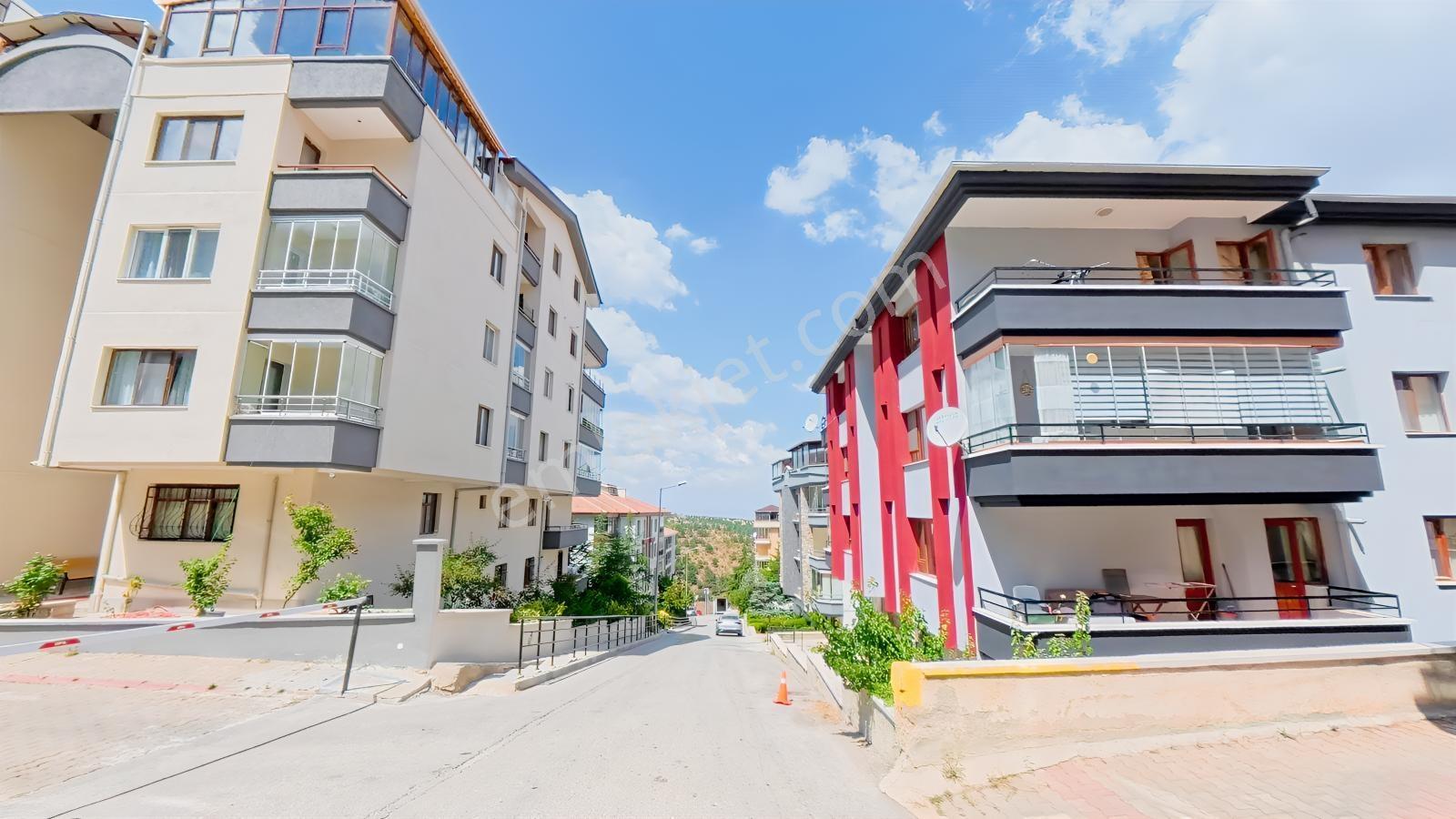 Dikmen Satılık 3+1 Daire, İki Kapalı Balkonlu,mantolamalı-fırsat — fotoğraf 32