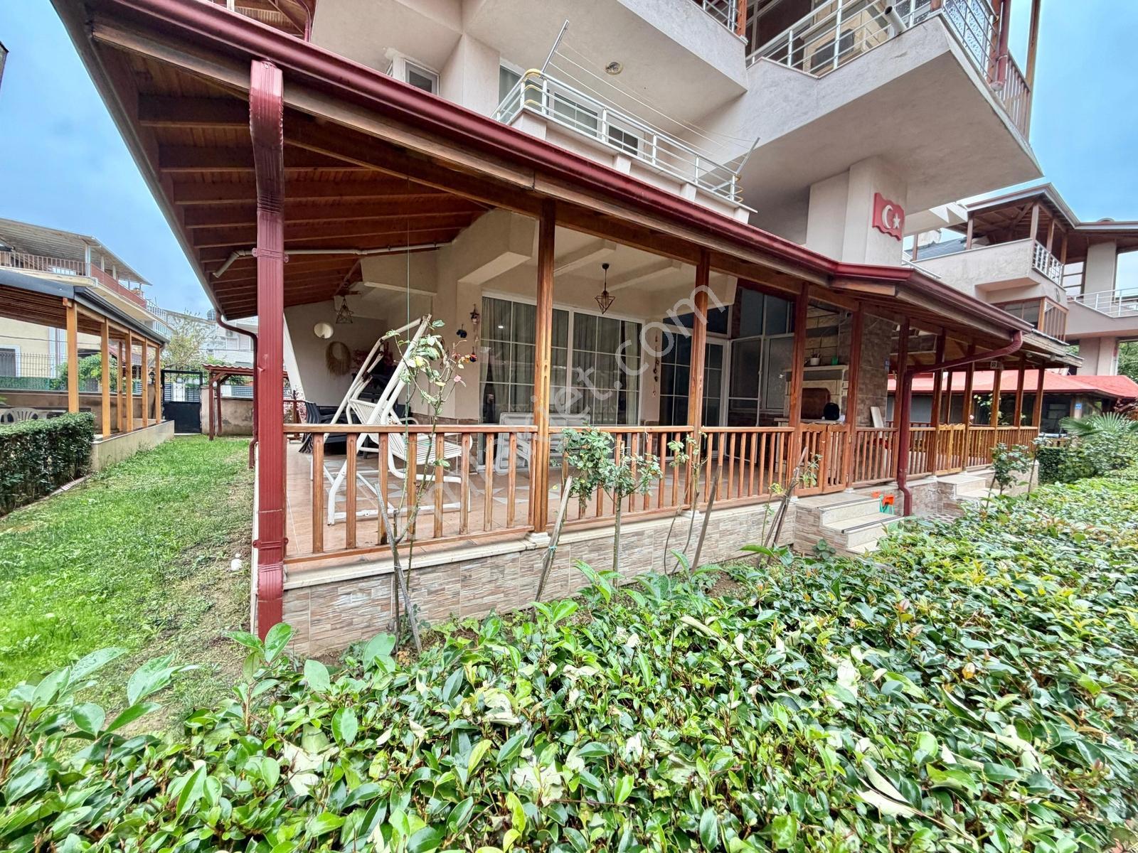 Remax Kıyı'dan Denize Sıfır Site İçi Güvenlikli Otoparklı Villa — fotoğraf 9